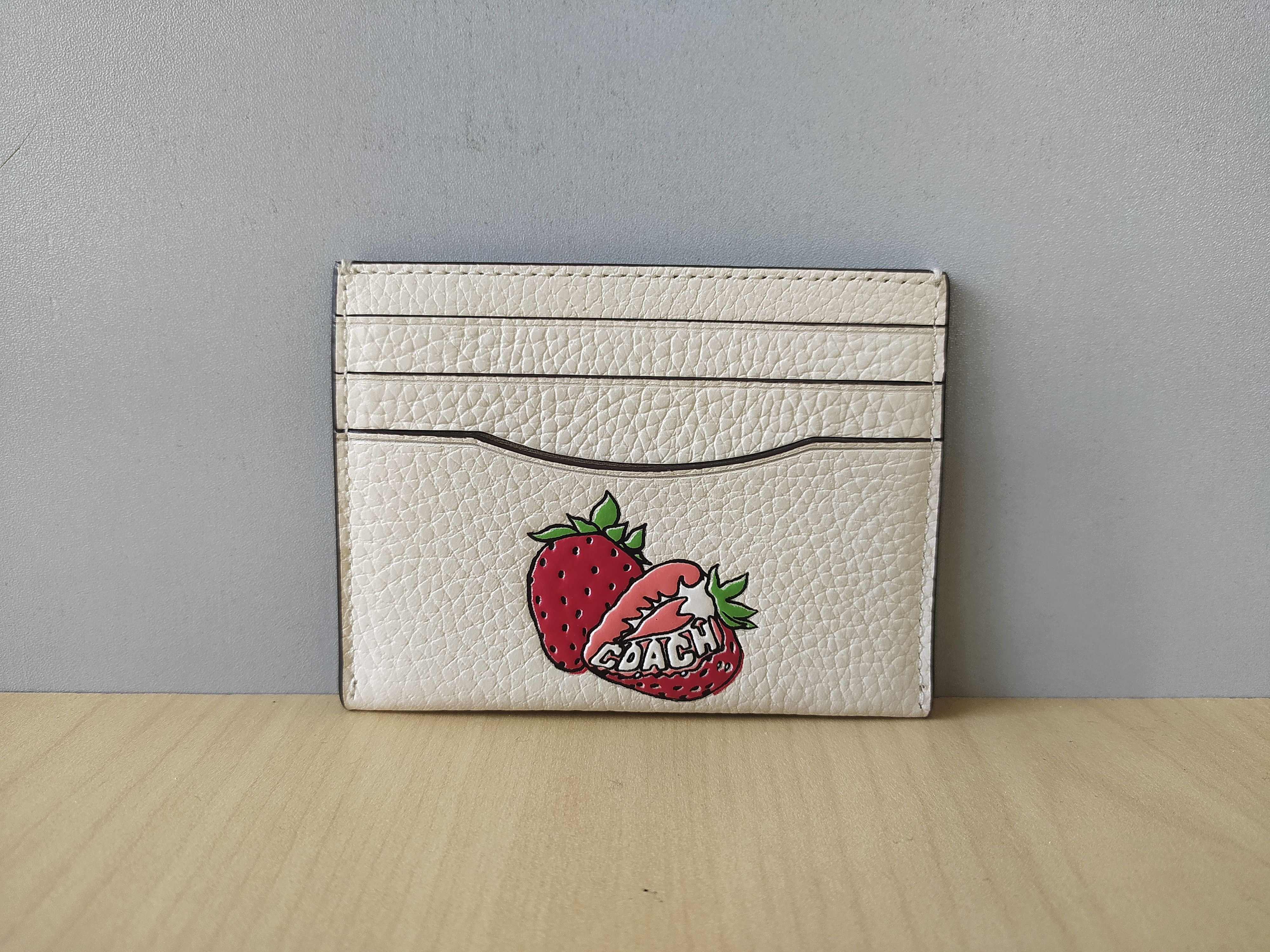 Coach Coach Leather Slim Credit Card case Free Shipping T/1906 Size ONE SIZE - 1 Thumbnail