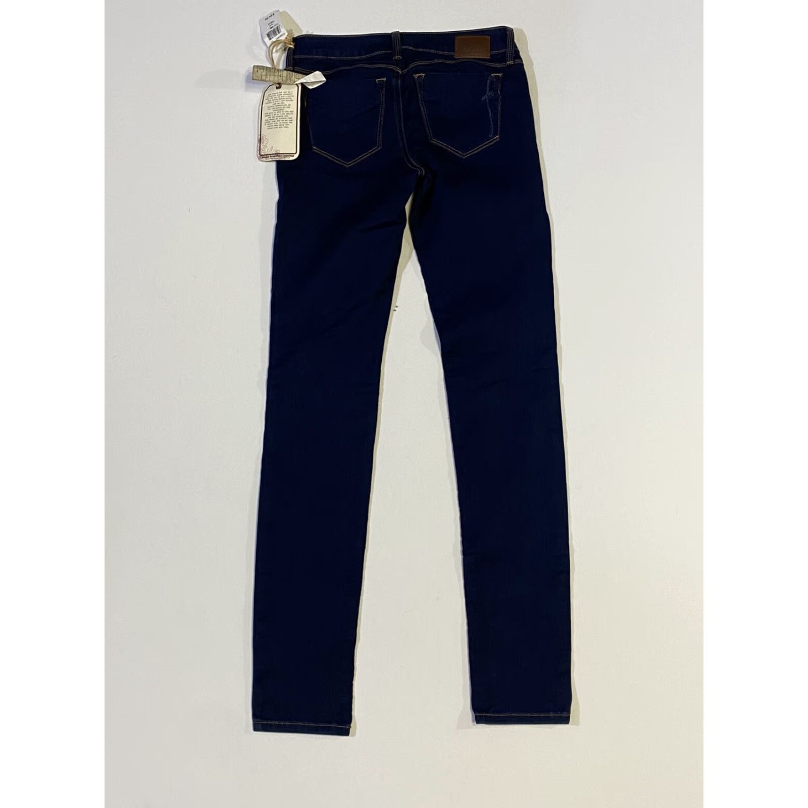 Denime Fragile Jeans Medium Wash Denim Stretch Pull On Jean Pants Juniors sz Small Women Skinny Size 28" / US 6 / IT 42 - 2 Thumbnail