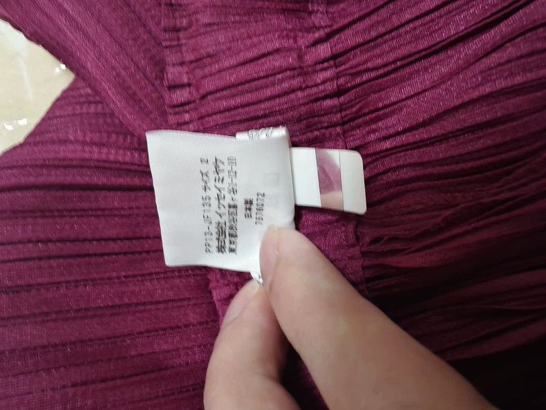 Issey Miyake issey miyake size:2 Wine-red pleated pants 2506-Nextarrow Size 42" / US 20 - 3 Thumbnail