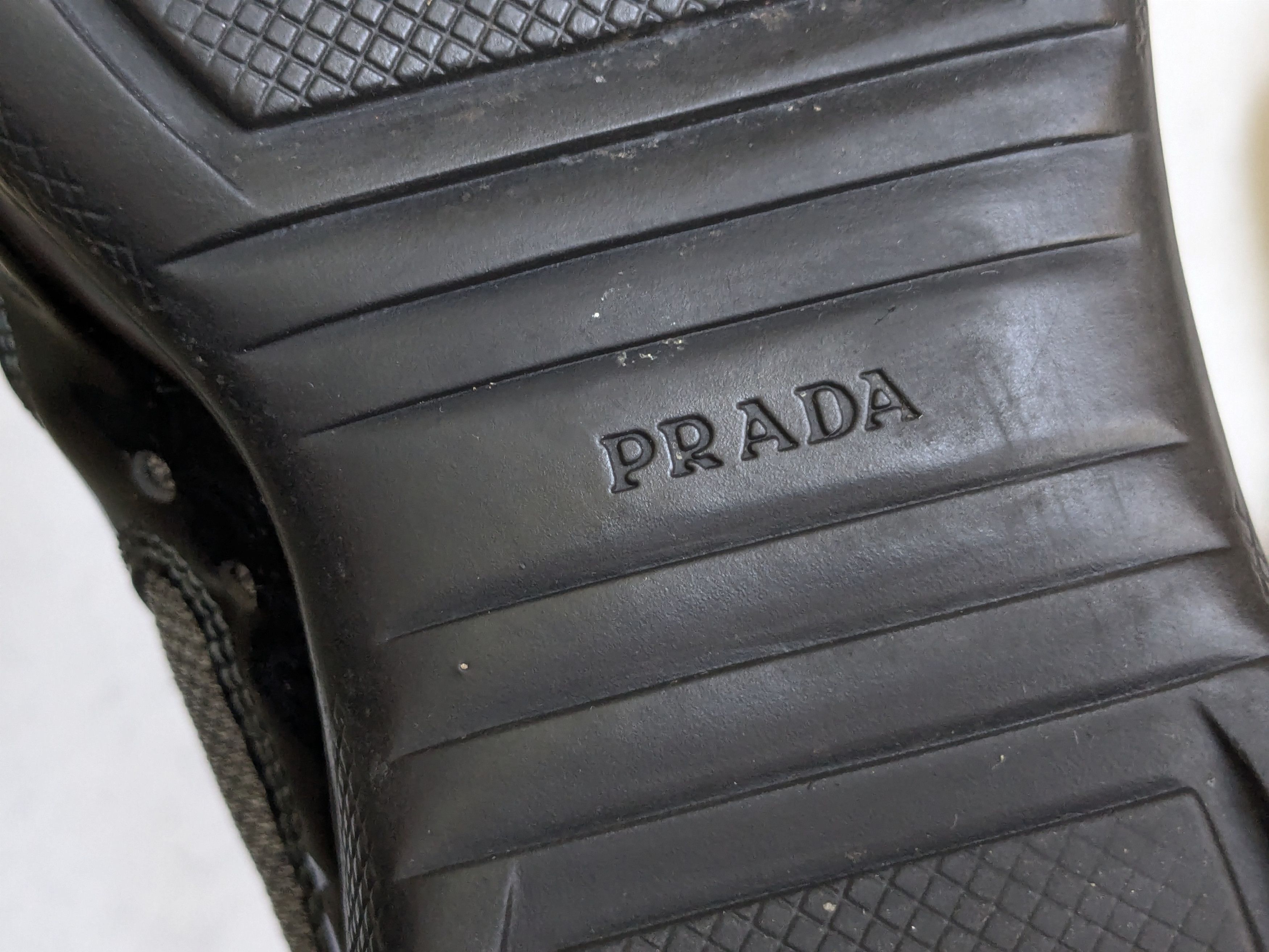 Prada Prada America's Cup Sneakers Gray Patent Leather 9 Low Top Size US 9 / EU 42 - 17 Thumbnail