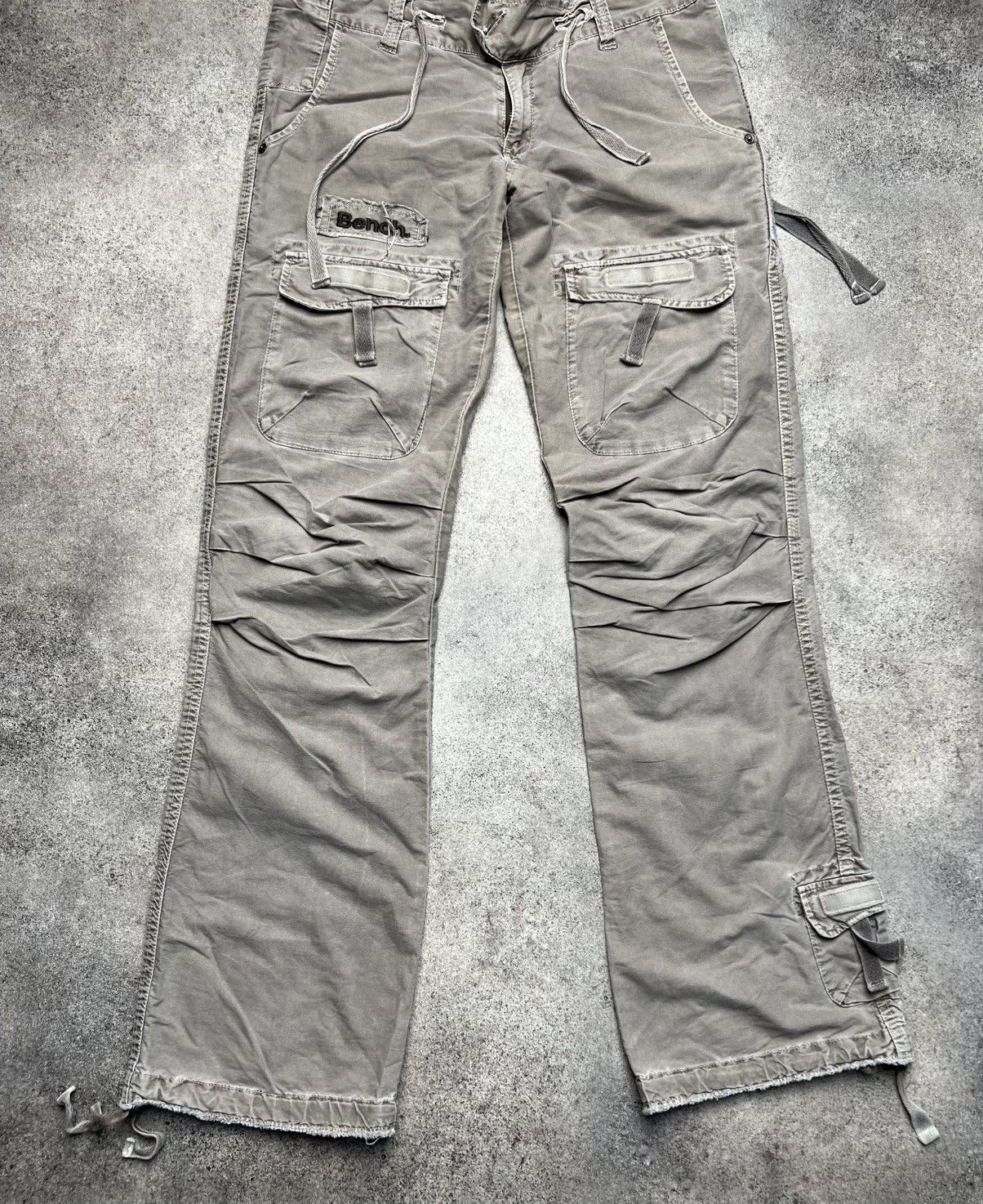 Bench × Japanese Brand × Vintage Bench vintage distressed faded flare pants Size 28" / US 6 / IT 42 - 2 Thumbnail