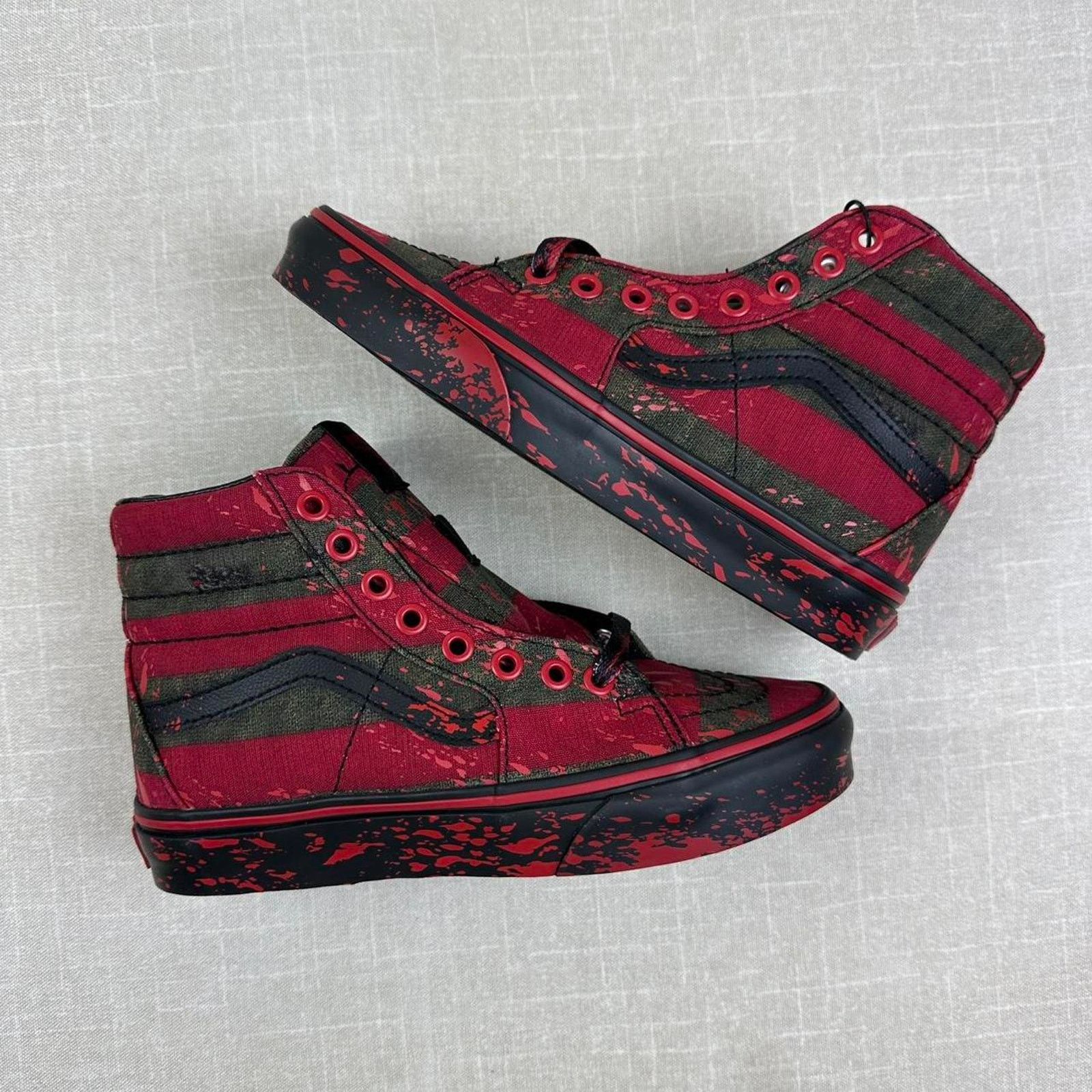 Vans 2021 Vans x Nightmare on Elm Street Sk8-Hi "Freddy Krueger" Size US 5 / IT 35 - 2 Thumbnail