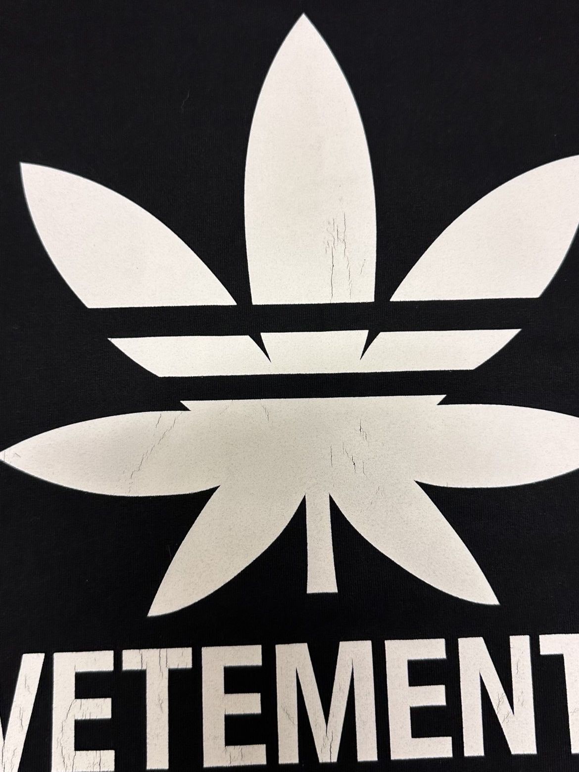 Vetements Vetements Weed Tee oversized Size US XS / EU 42 / 0 - 12 Thumbnail