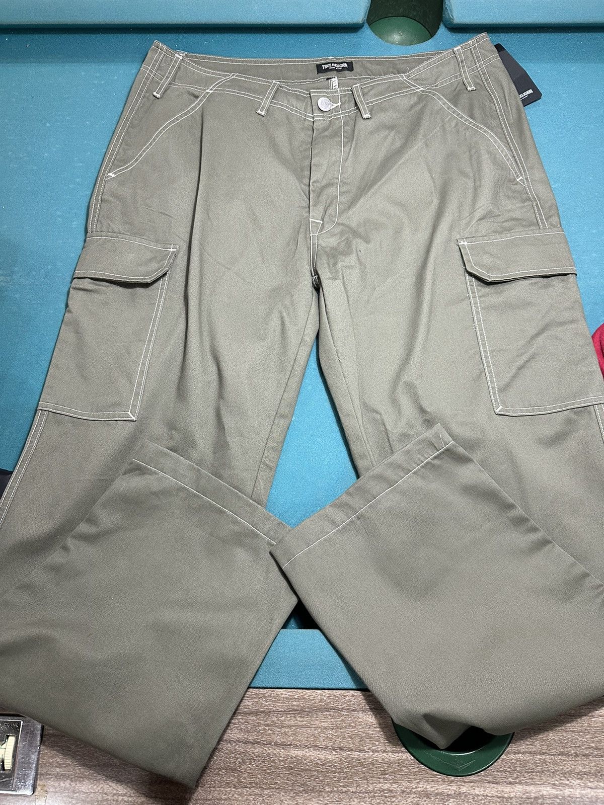 True Religion True Religion Cargo Pants Olive Sz 36 Brand New Size US 32 / EU 48 - 1 Thumbnail