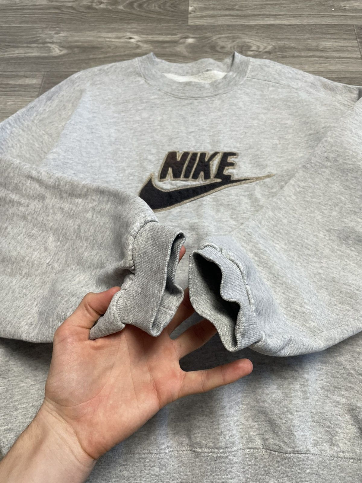 Nike Vintage Nike Center Logo Oversized Buggy Fit Sweatshirt 90s Size US M / EU 48-50 / 2 - 12 Thumbnail