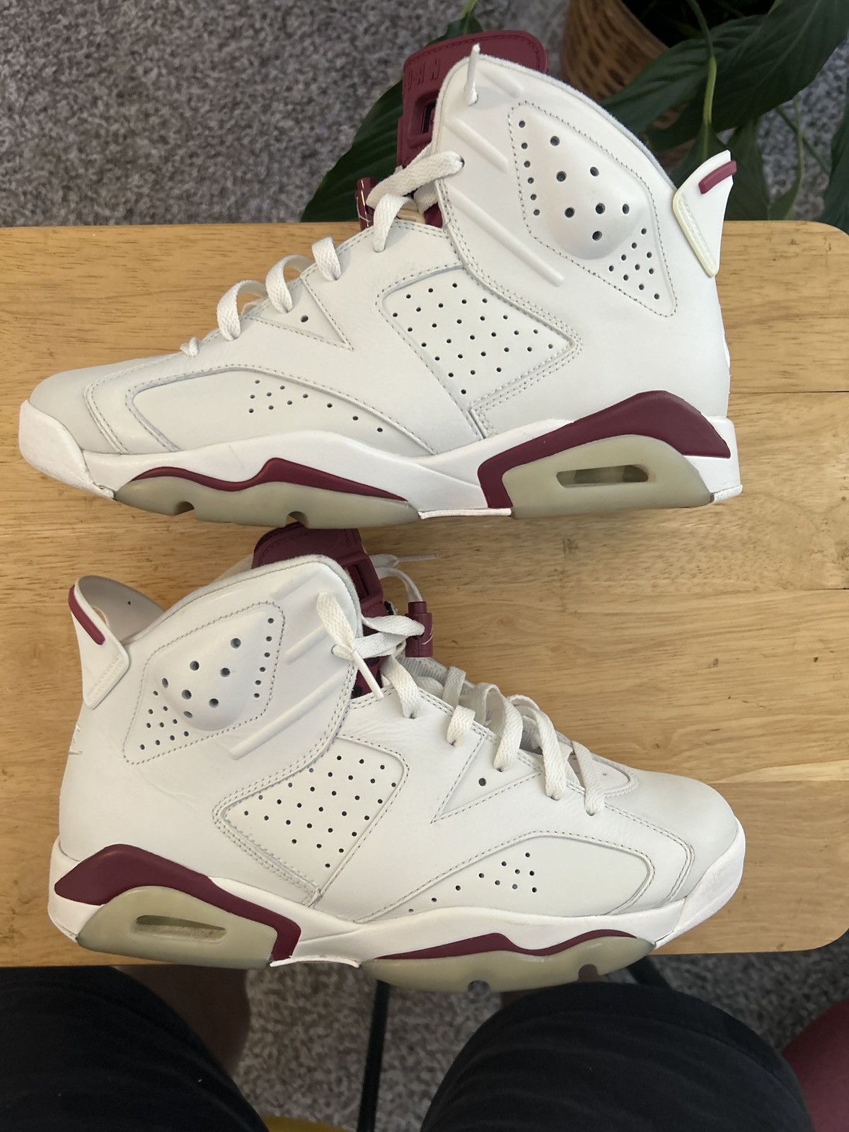 Jordan Brand × Nike Air Jordan 6 Retro Marron Size US 10.5 / EU 43-44 - 2 Thumbnail