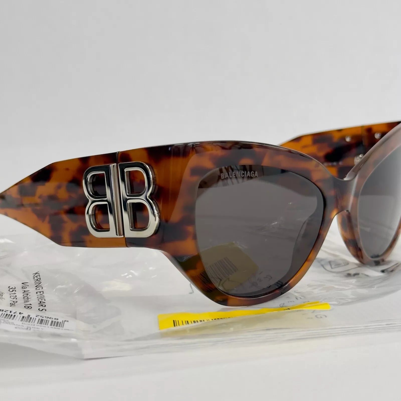 Balenciaga BALENCIAGA BOSSY Cat 0322 Fashion Sunglass BB0322S 003 Size ONE SIZE - 2 Thumbnail