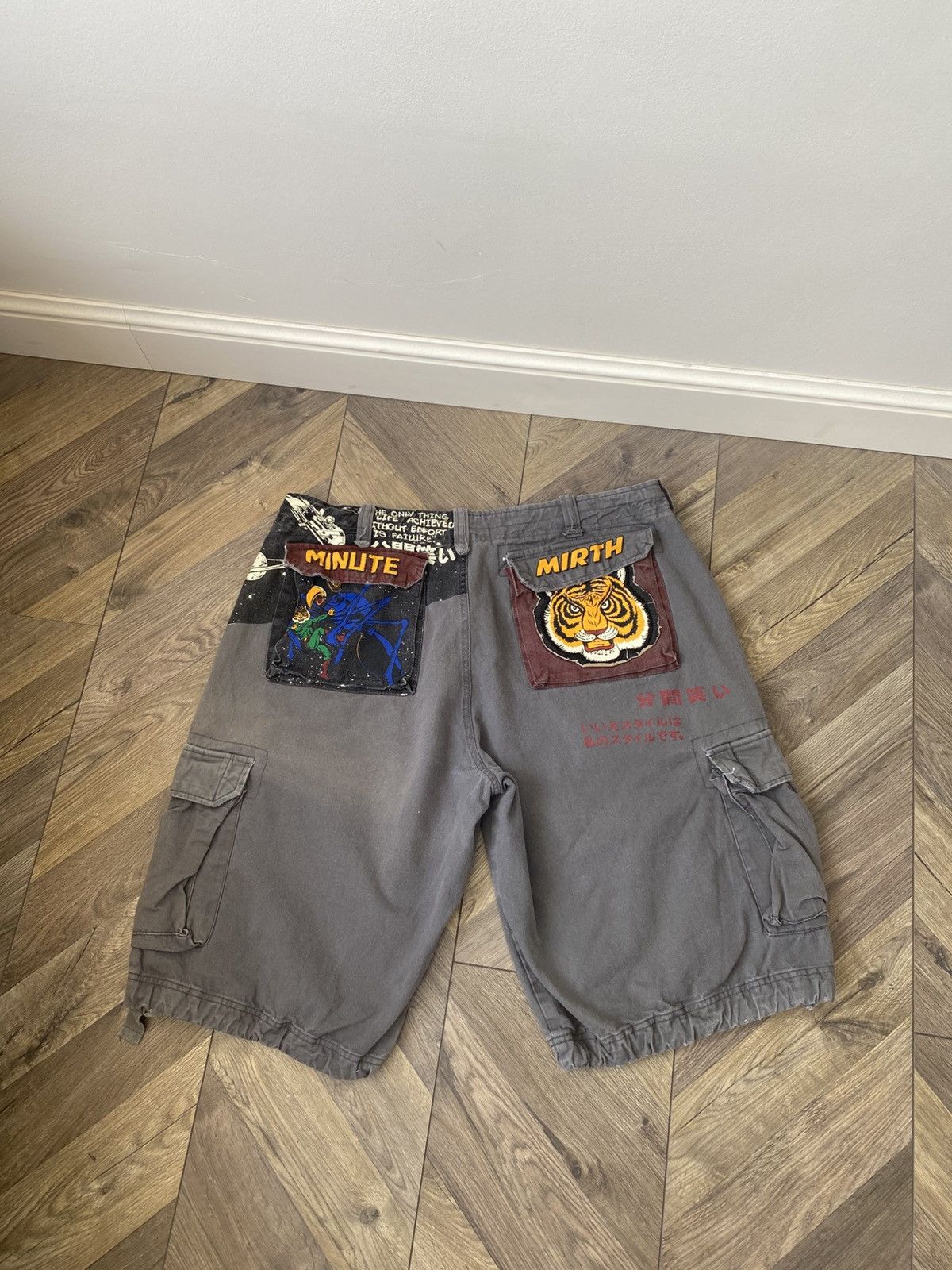 Japanese Brand × Vintage Vintage Minute Mirth Y2K Ed Hardy Style Cargo shorts Size US 40 / EU 56 - 1 Thumbnail