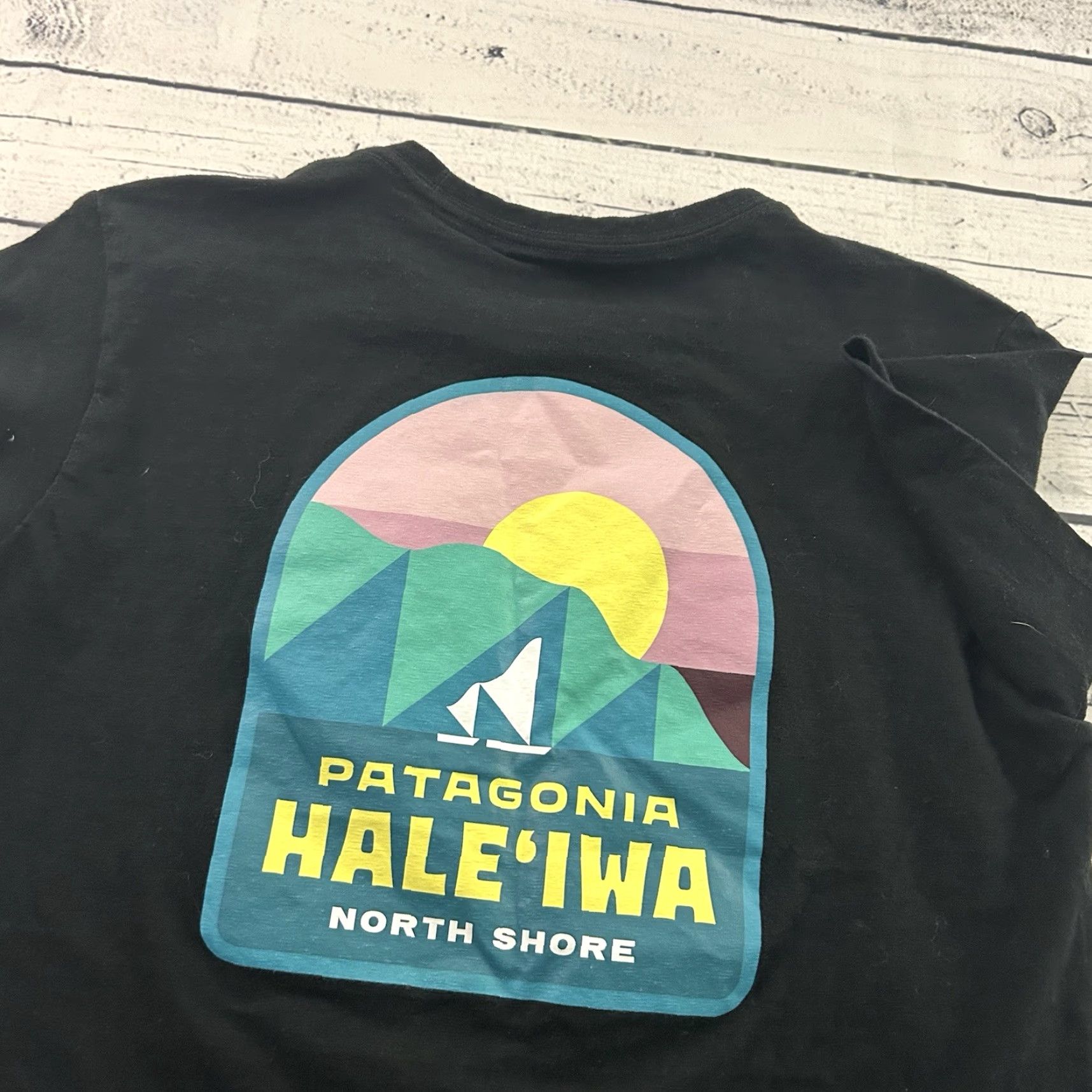 Patagonia Patagonia Shirt T-Shirt Women's Medium Black Hale'Iwa North Shore Hawaii Short Sleeve Size M / US 6-8 / IT 42-44 - 6 Thumbnail