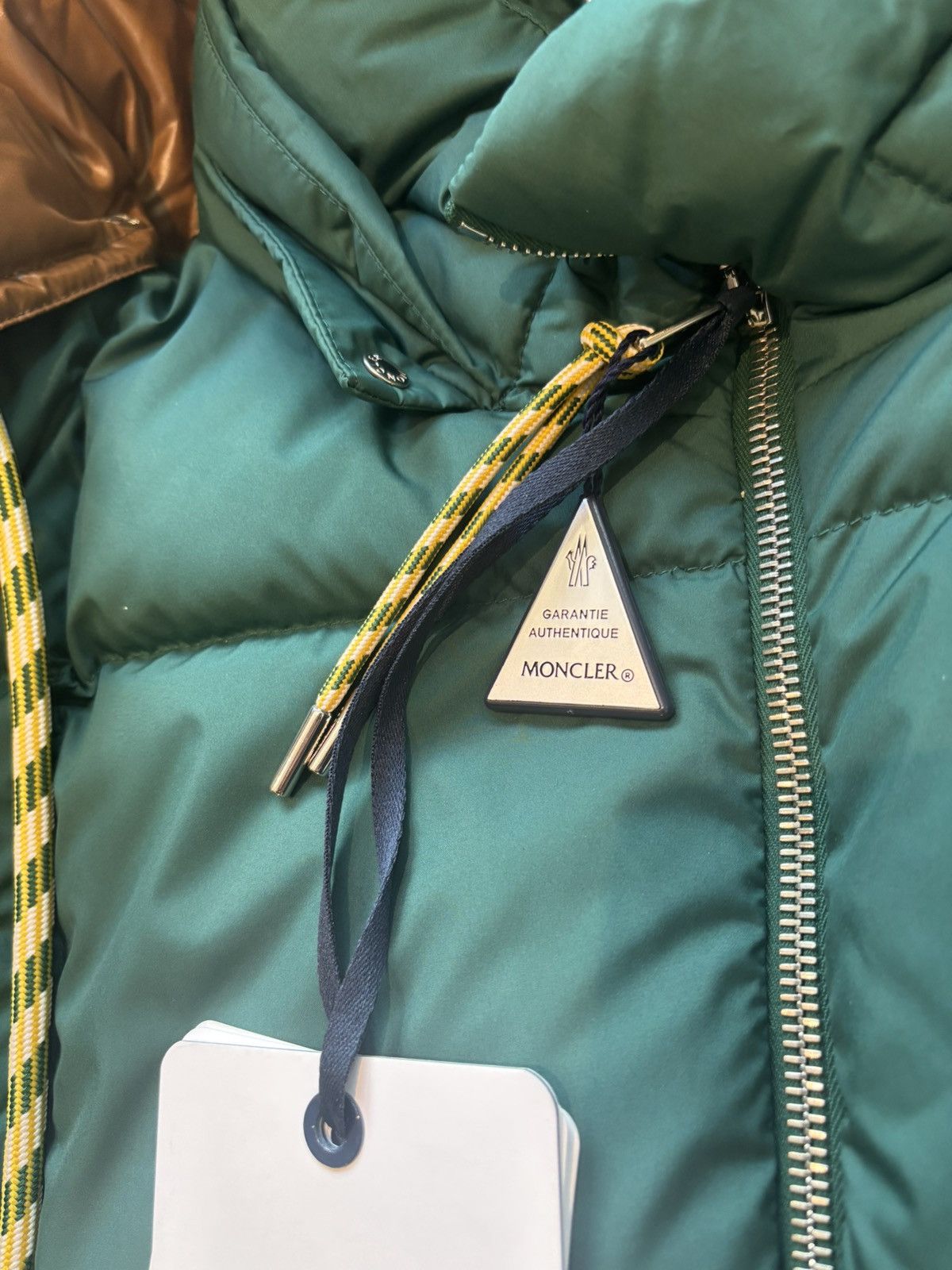 Moncler MONCLER MARIVELES GIUBBOTTO DOWN JACKET (GREEN) Size US L / EU 52-54 / 3 - 5 Thumbnail