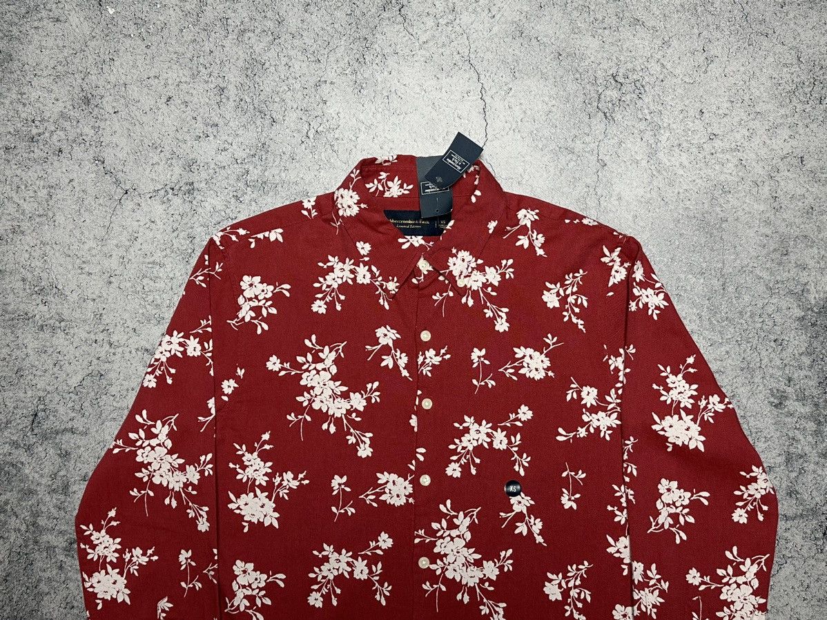 Abercrombie & Fitch Abercrombie & Fitch Hawaiian Button Up Shirt Size US XS / EU 42 / 0 - 2 Thumbnail
