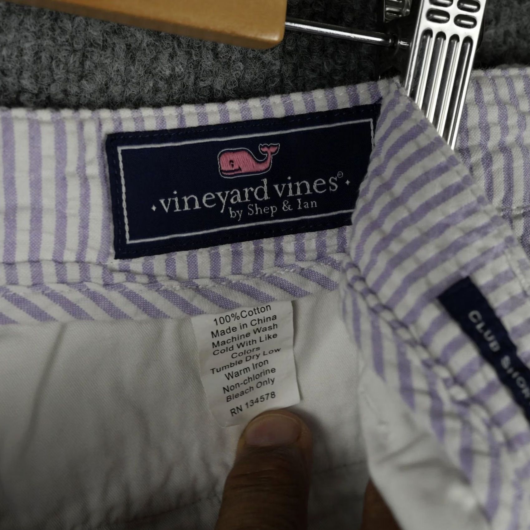 Vineyard Vines Vineyard Vines Shorts Mens 32 Purple Seersucker Stripe Club Short Chino Casual Size US 32 / EU 48 - 6 Thumbnail