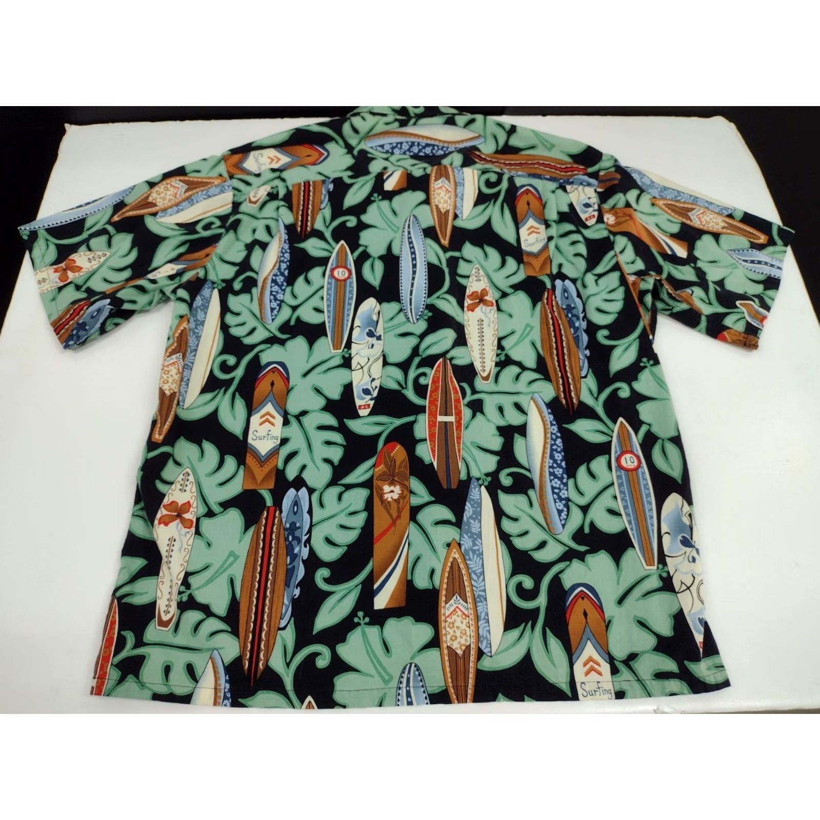 Hilo Hattie Hilo Hattie Shirt XL Multicolor Mens Hawaiian Surfboards Short Sleeve Button Down #2452 Size US XL / EU 56 / 4 - 6 Thumbnail