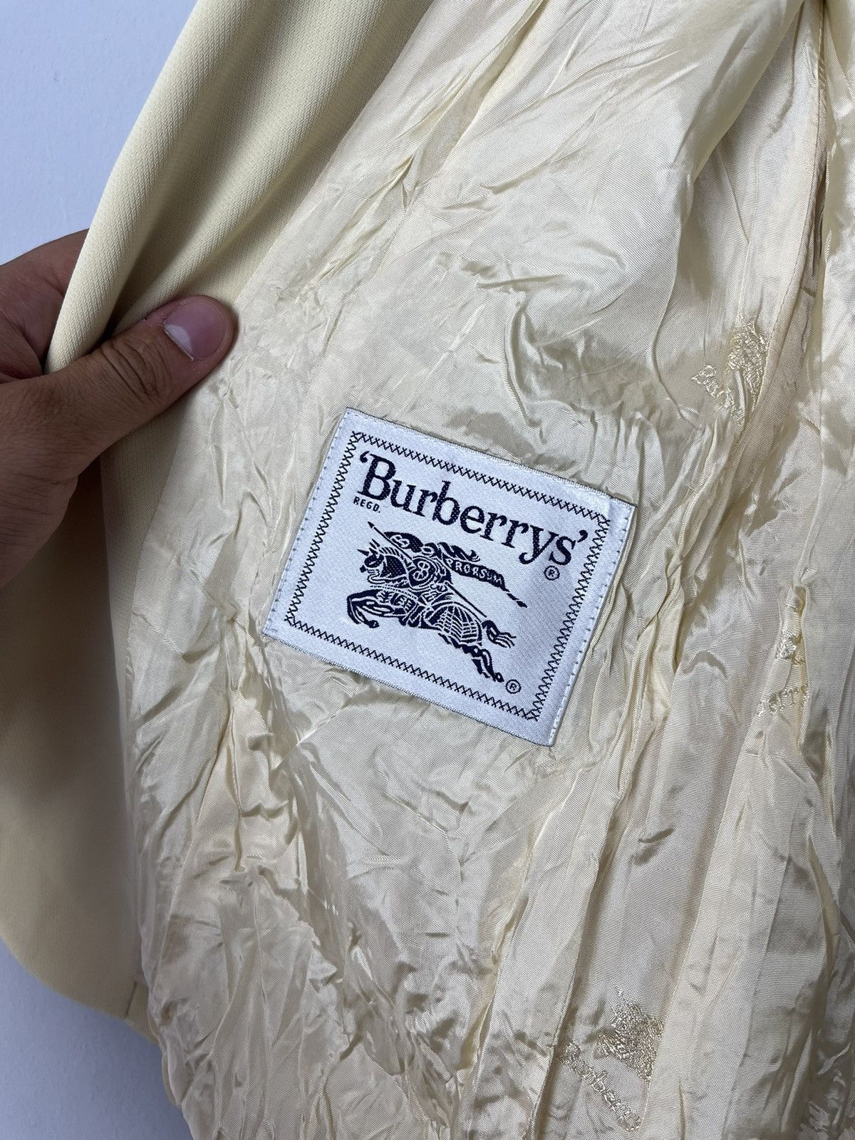 Burberry × Vintage Burberry`s Vintage Luxury Golden Button Blazer Size M / US 6-8 / IT 42-44 - 10 Thumbnail