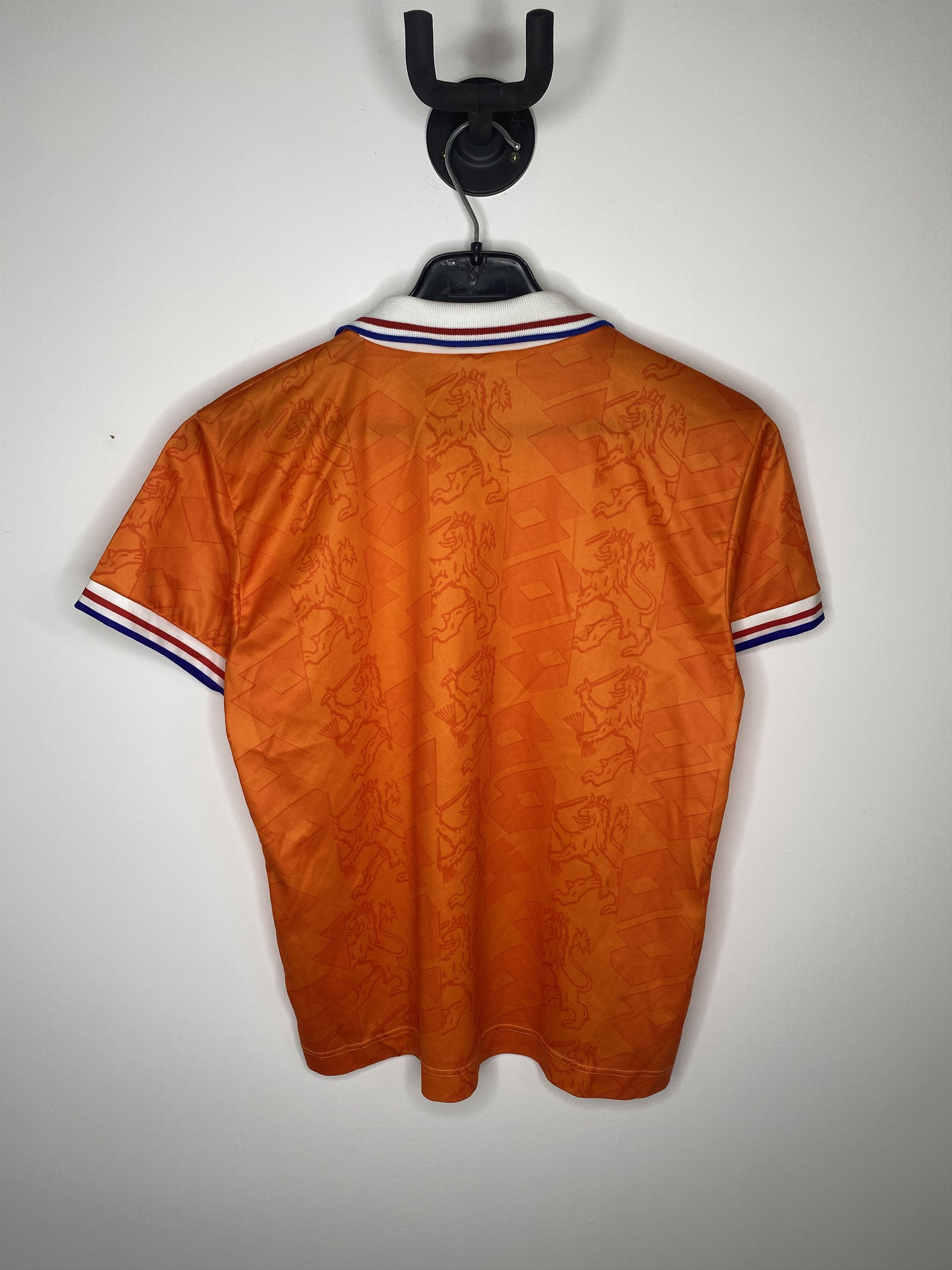 UEFA NETHERLANDS TEAM 1992 1994 HOME FOOTBALL SHIRT SOCCER JERSEY Size US S / EU 44-46 / 1 - 2 Thumbnail
