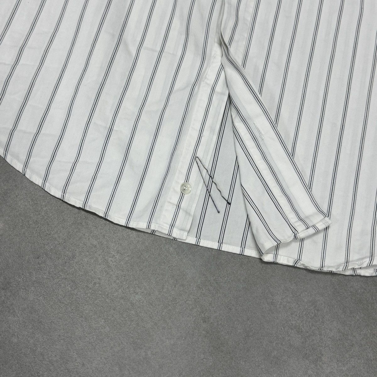 Hugo Boss Hugo Boss Wing Collar French Cuffs Button Shirt Size 41 Size US L / EU 52-54 / 3 - 6 Thumbnail