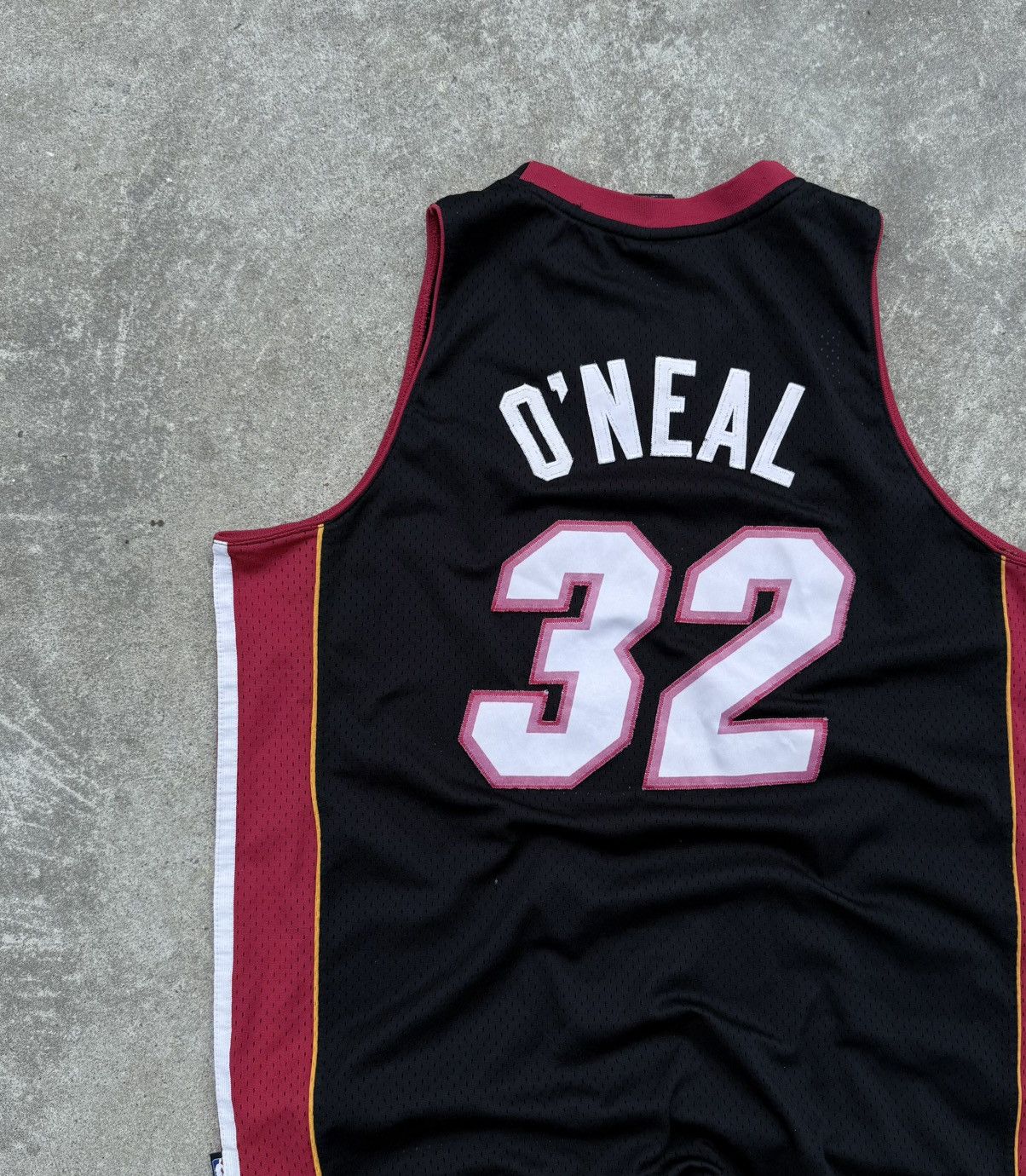Other Vintage Reebok NBA basketball streetwear O’NEAL 32 jersey Size US XL / EU 56 / 4 - 4 Thumbnail