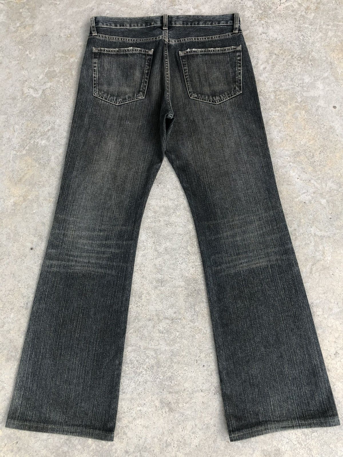 If Six Was Nine Japanese Uniqlo Flared Jeans Broken Denim Distressed Size US 32 / EU 48 - 2 Thumbnail