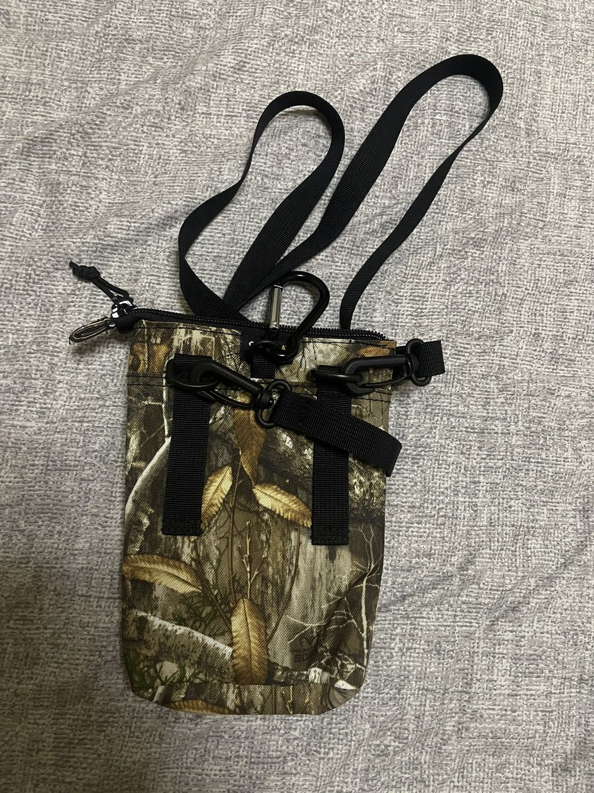 Supreme Supreme real tree shoulder bag fw19 Size ONE SIZE - 2 Thumbnail