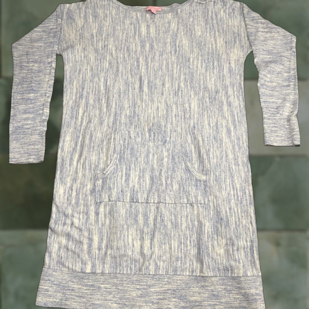 Lilly Pulitzer Lilly Pulitzer Jupiter Sweater Dress Medium Womens Blue Kangaroo Pocket Preppy Casual Knit Dress Knee Length Crew Neck Pullover Seasonal Size M / US 6-8 / IT 42-44 - 1 Thumbnail