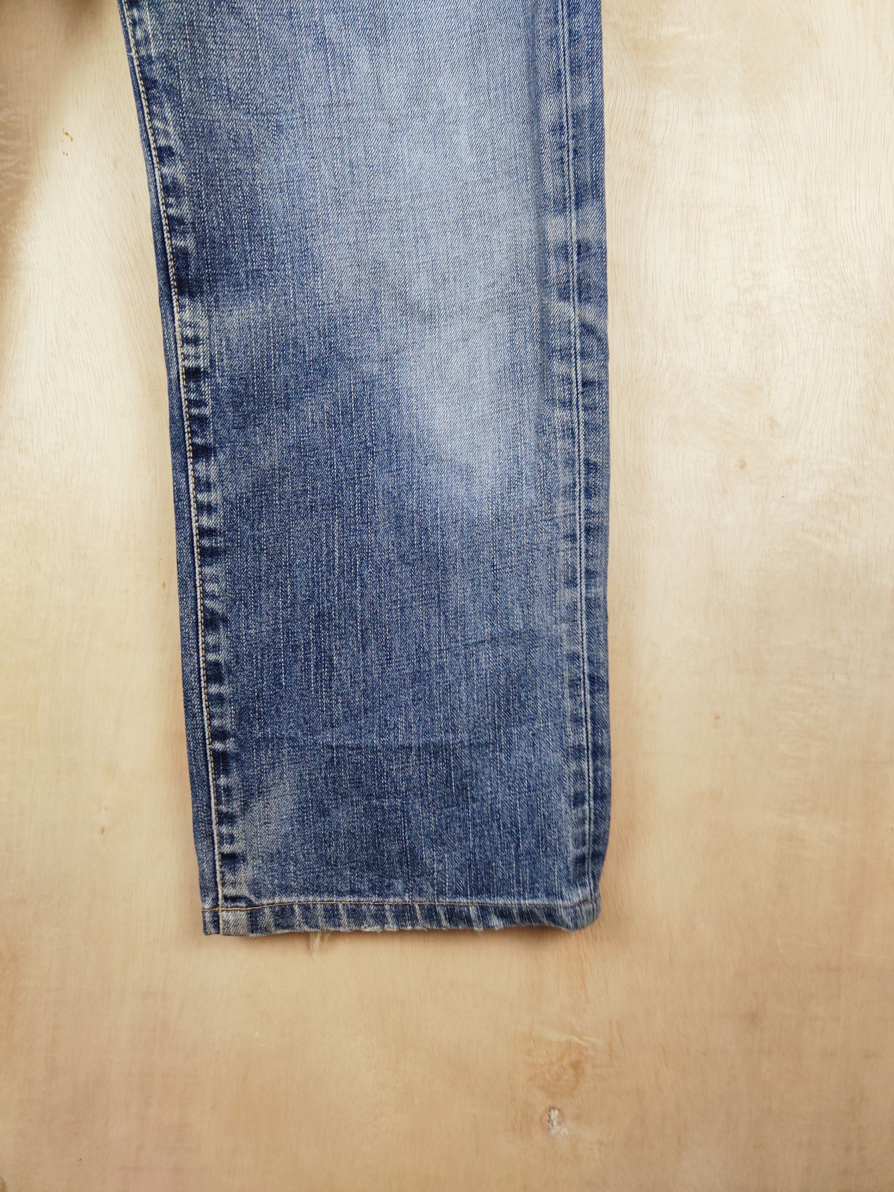 Japanese Brand Uniqlo Blue Distressed Ripped vintage denim Jeans #S2499 Size US 30 / EU 46 - 6 Thumbnail