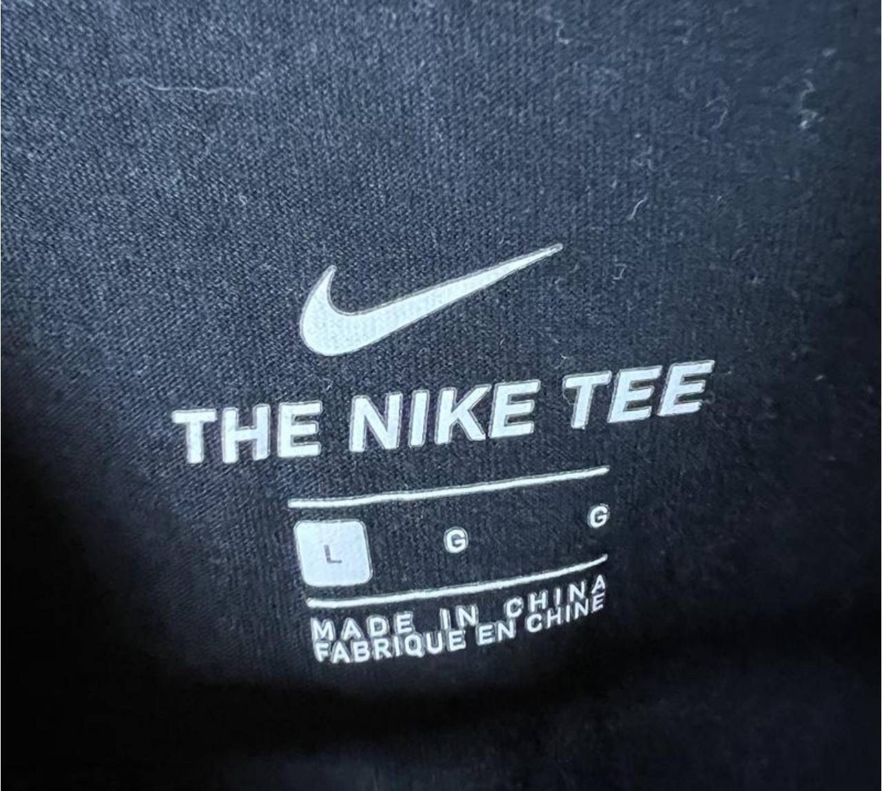 Nike Nike Tee Men's Size L Black Cotton Short Sleeve` Size US L / EU 52-54 / 3 - 4 Thumbnail
