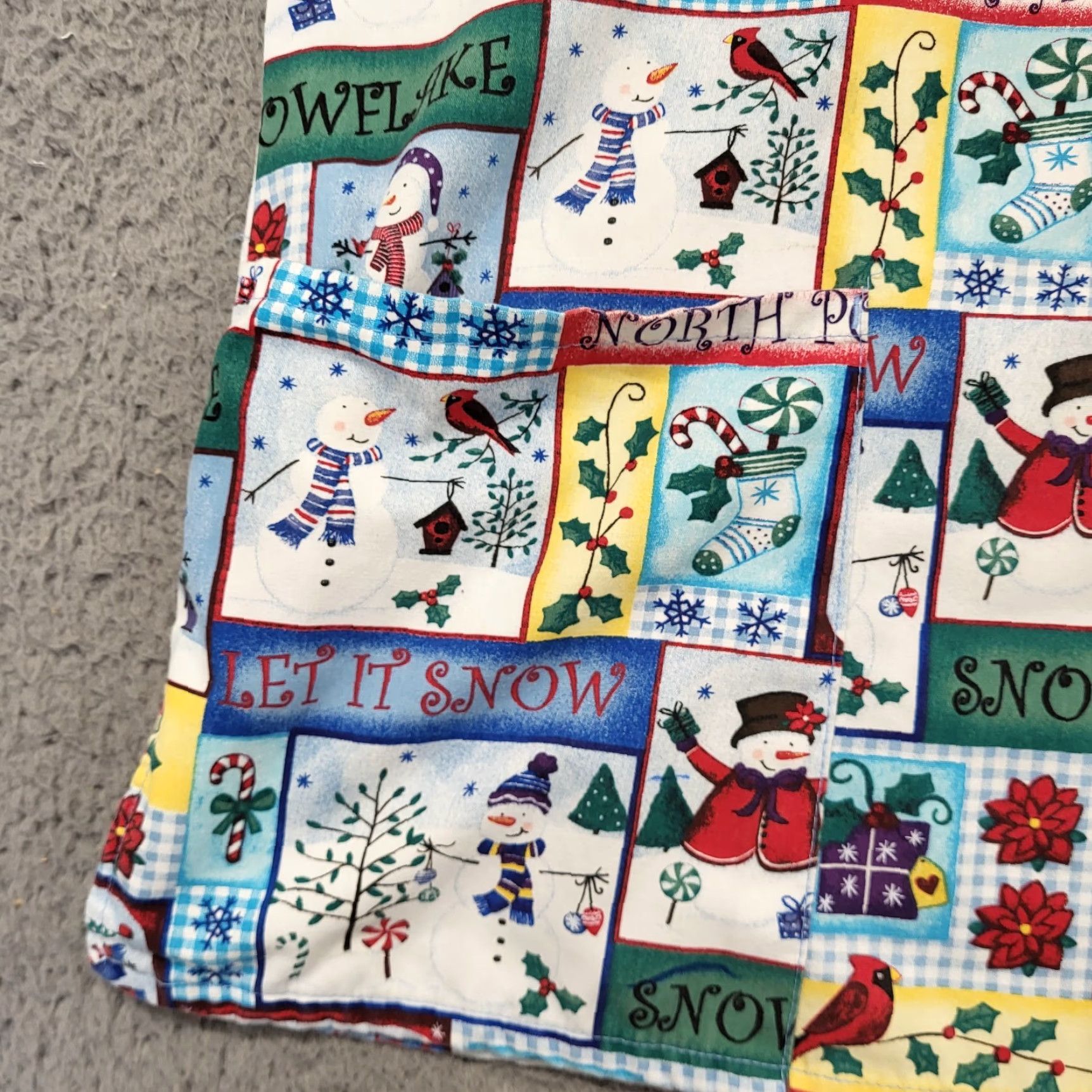 Poler Christmas Holiday Snowman Scrub Top Let it Snow North Pole Birds Women XL Scrub Wear Multi-Color Cotton Medical Size XL / US 12-14 / IT 48-50 - 7 Thumbnail