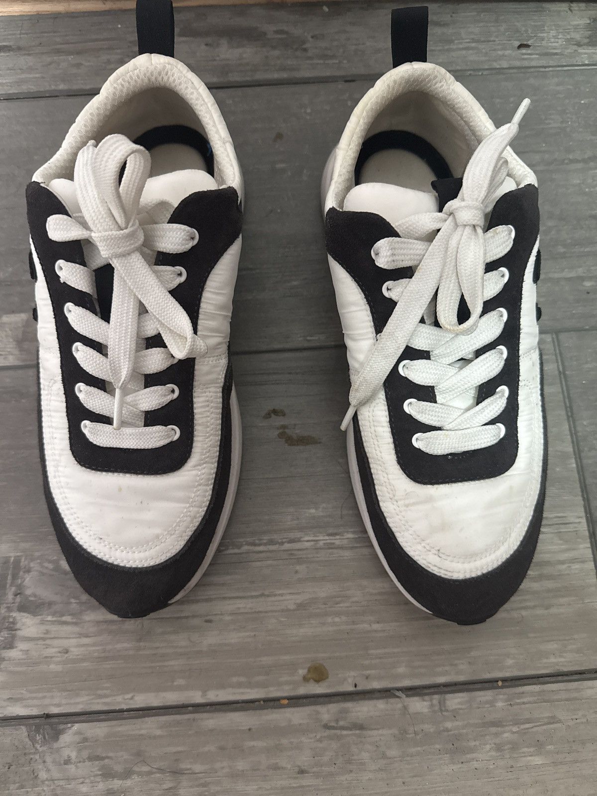 Chanel Chanel 2021 Sneakers White/Dark Grey Size US 6 / EU 39 - 3 Thumbnail
