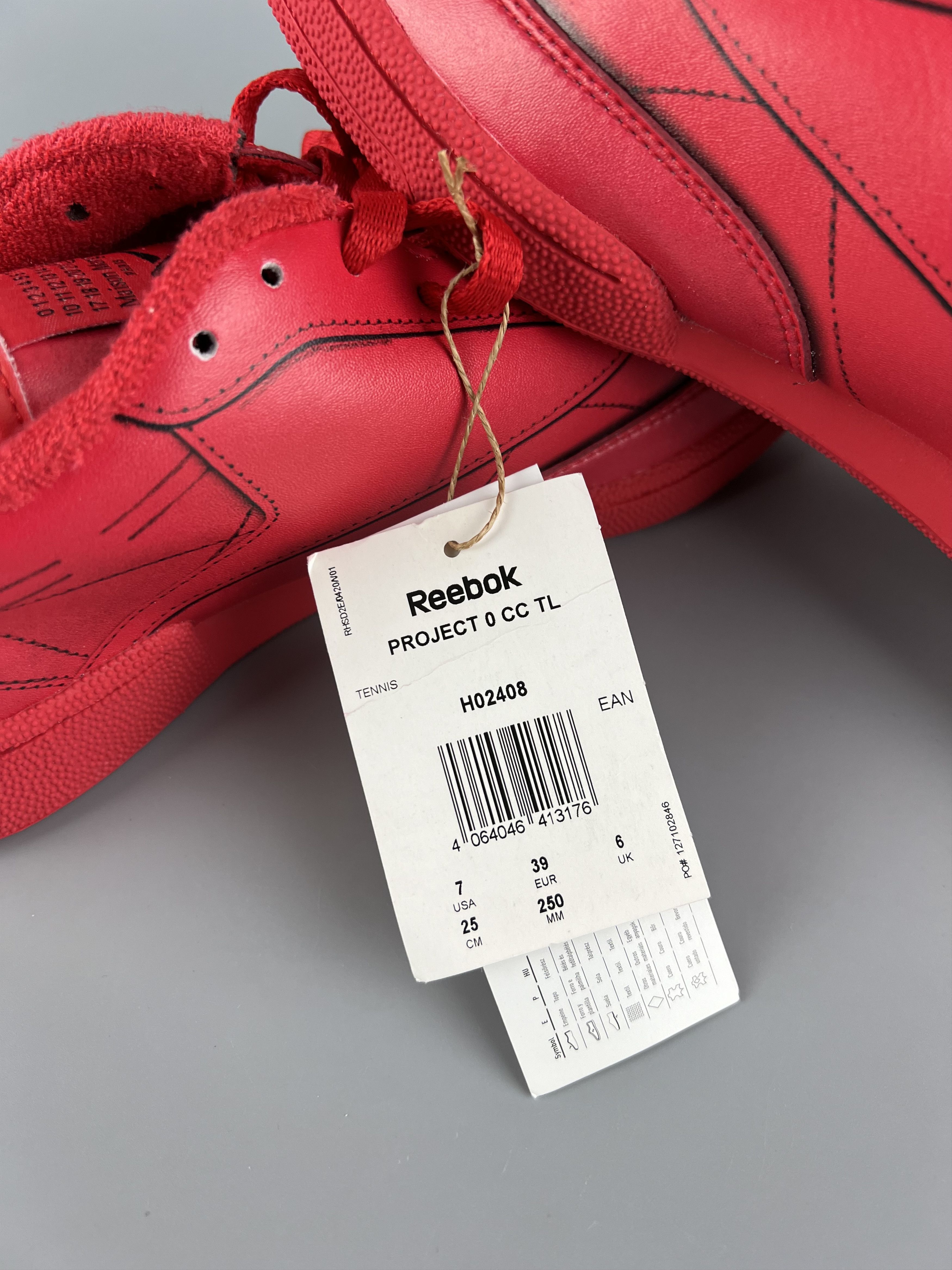 Maison Margiela × Reebok Maison Margiela x Reebok Club C Men's Sneakers US 7 Size US 7 / EU 40 - 8 Thumbnail