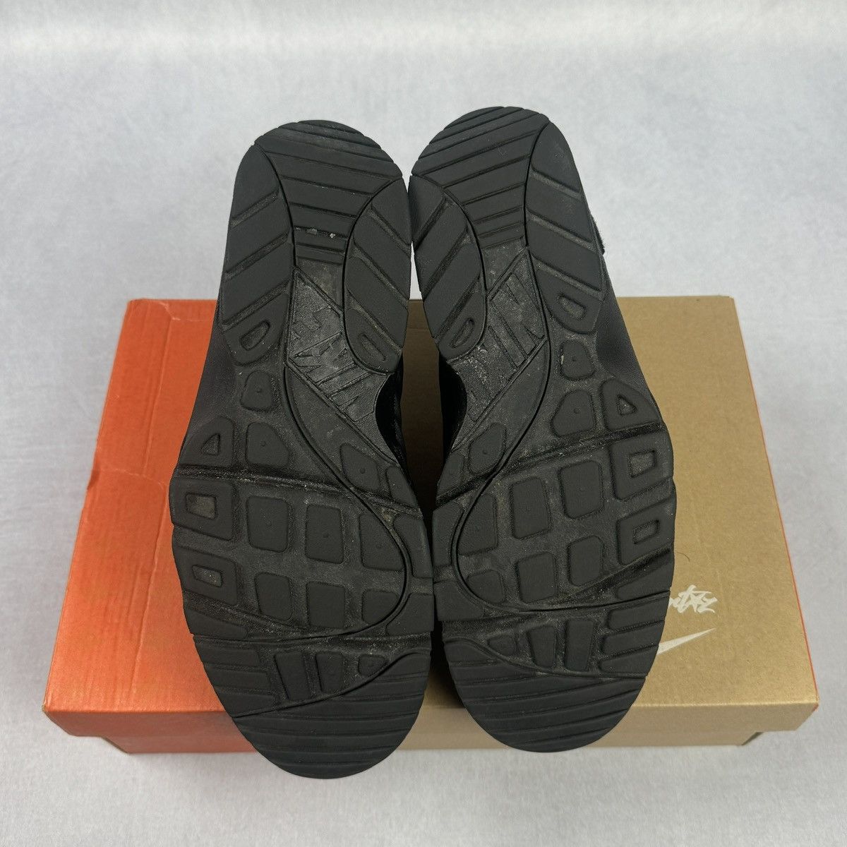 Corteiz × Nike 2024 Air Trainer Huarache Size US 8 / EU 41 - 10 Thumbnail
