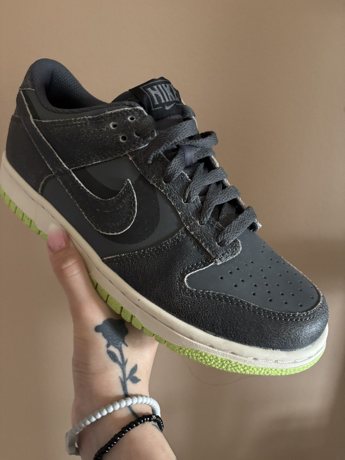 Nike Nike Dunk Low SE GS 'Halloween - Cauldron' Size US 6 / EU 39 - 2 Thumbnail