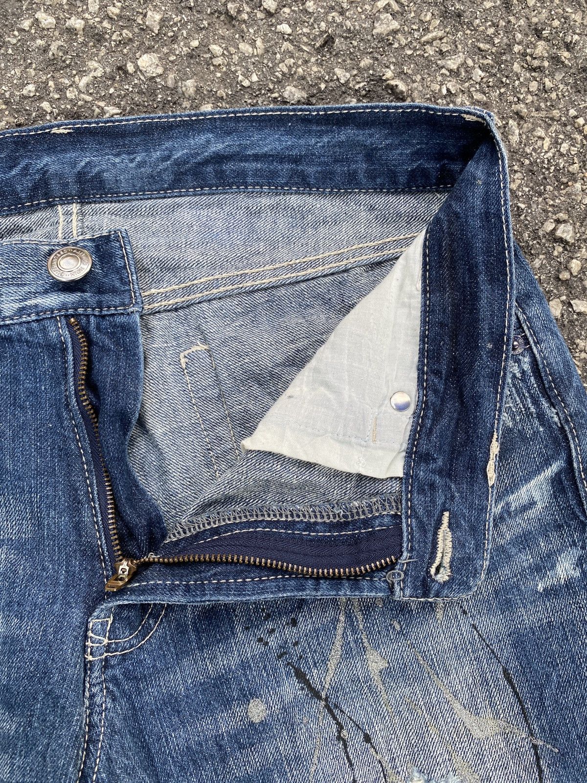 If Six Was Nine × Tornado Mart Unbranded Distressed Splatter Flare Denim Size US 33 - 15 Thumbnail