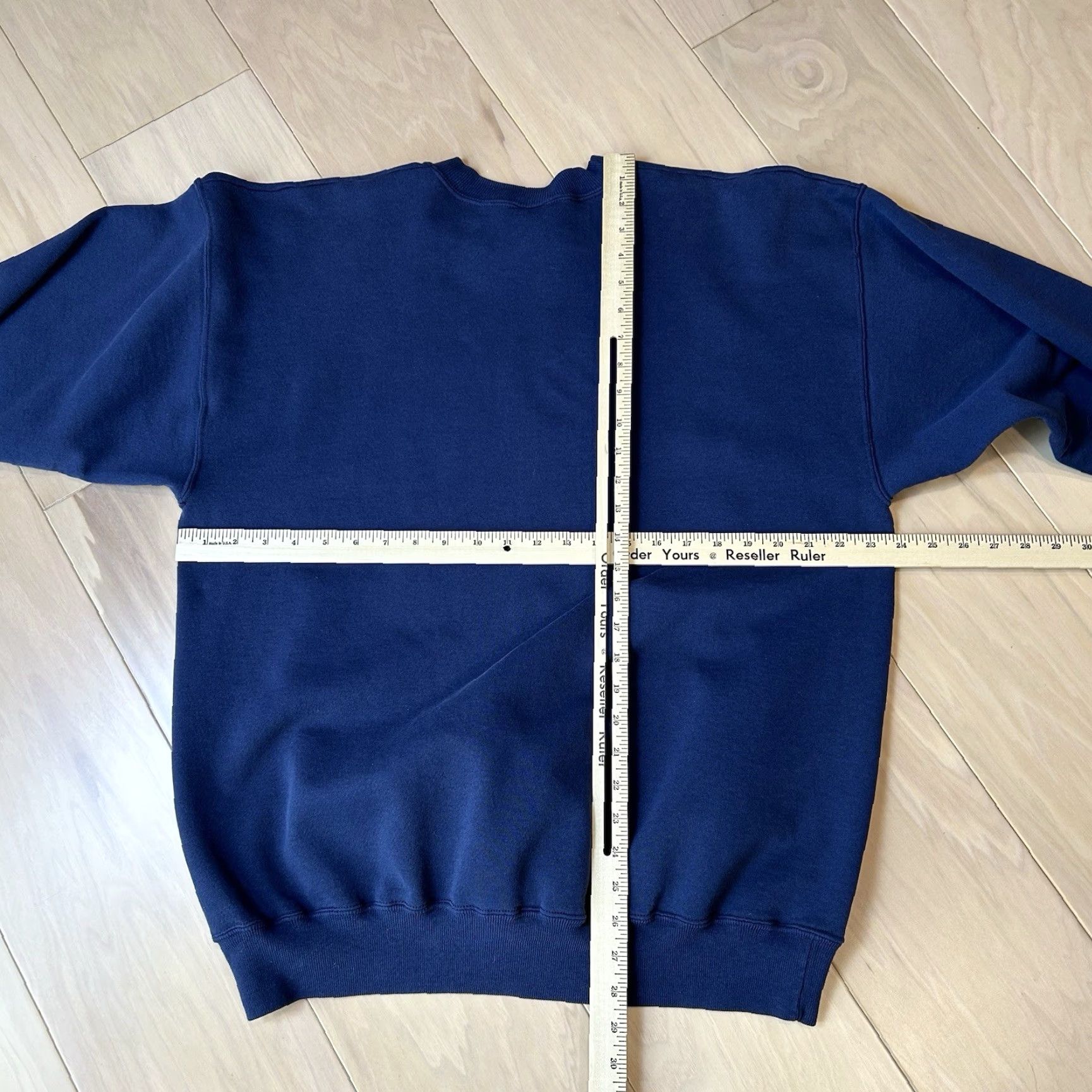 Champion VINTAGE Champion Sweatshirt Crew Neck Long Sleeve XL Men Blue Solid Graphic Print College 90s University Gym & Training Size US XL / EU 56 / 4 - 6 Thumbnail