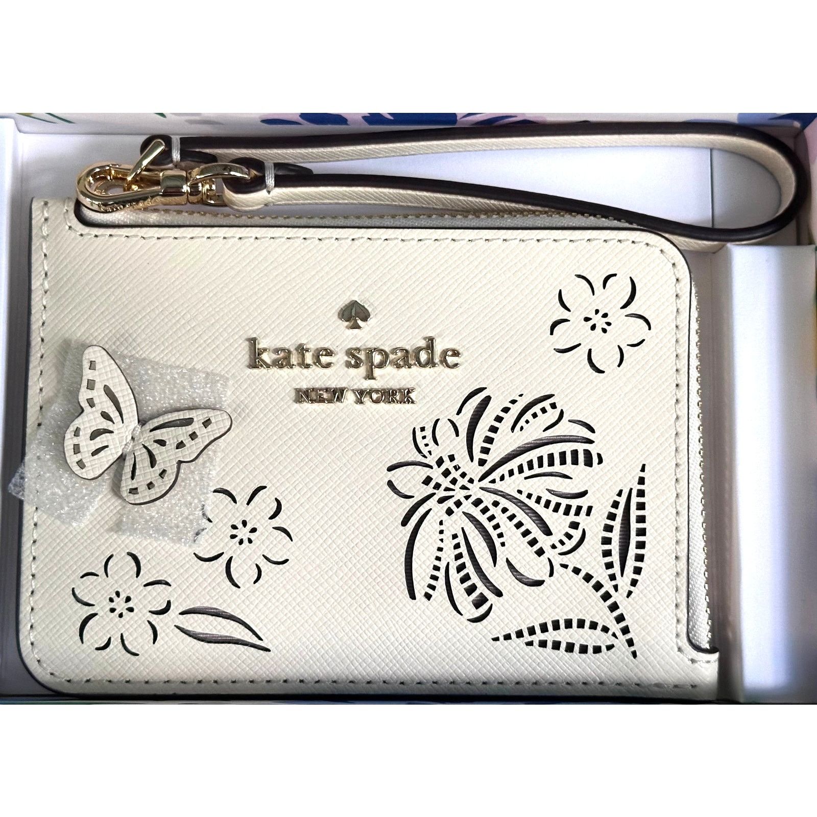 Kate Spade Kate Spade Madison Perforated Small Wristlet Merinque Size ONE SIZE - 7 Thumbnail