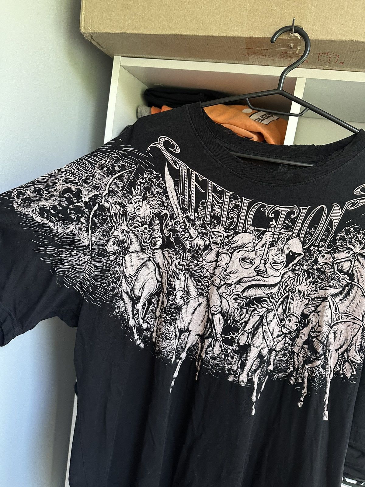 Affliction 🔥VINTAGE AFFLICTION Y2K DISTRESSED T-SHIRT🔥 Size US XL / EU 56 / 4 - 2 Thumbnail