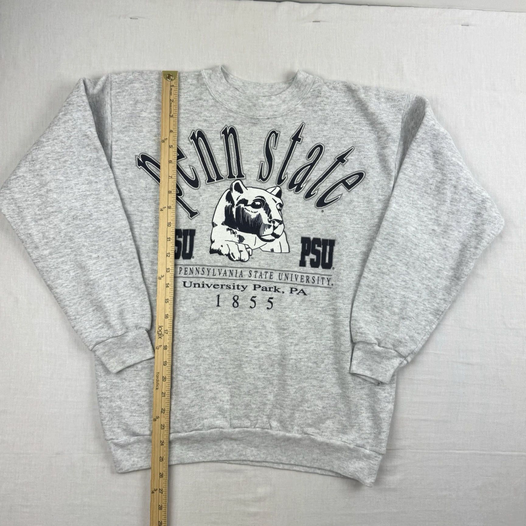 Tultex Vintage Penn State University Sweatshirt Adult Large Gray College Crewneck 90s Size US L / EU 52-54 / 3 - 7 Thumbnail