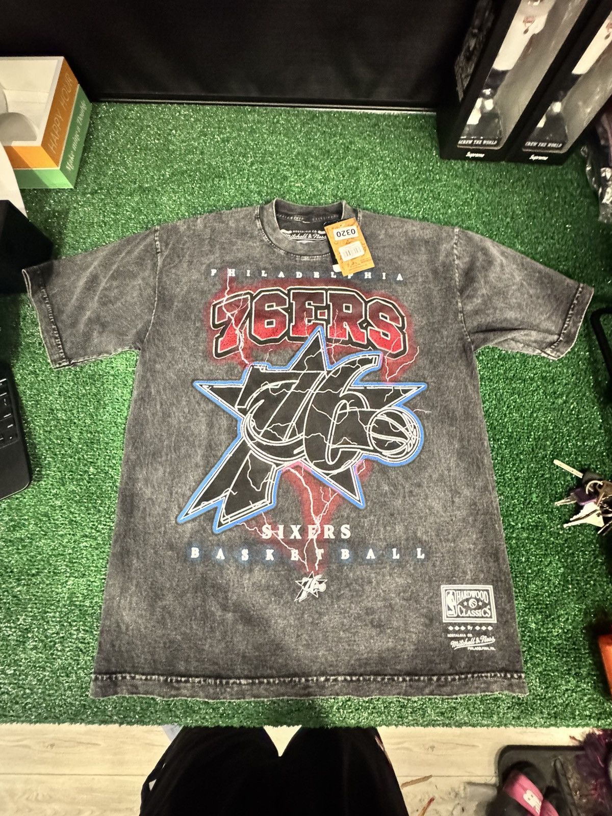 Mitchell & Ness Mitchell N Ness 76ers t-shirt Size US M / EU 48-50 / 2 - 1 Thumbnail