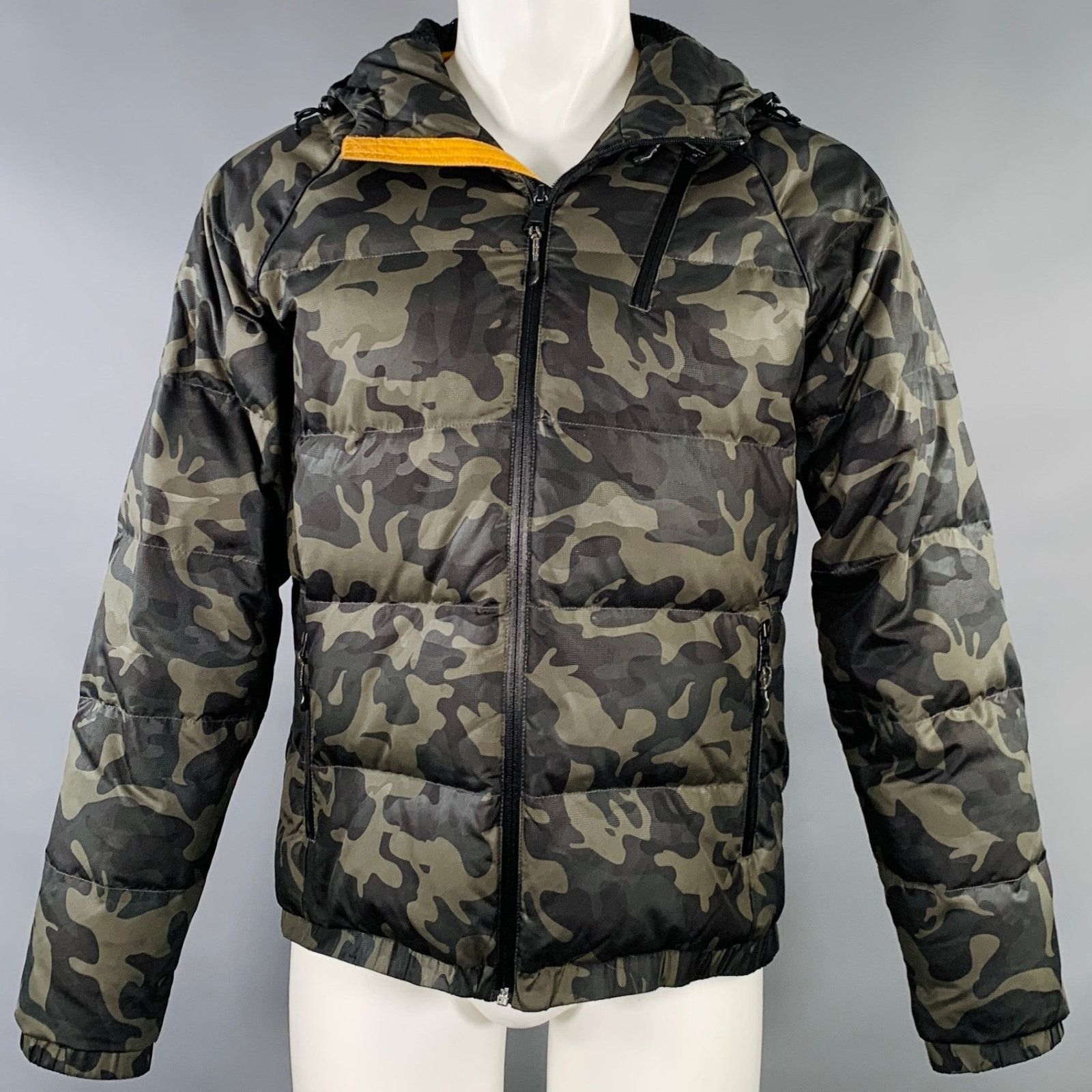 Banana Republic BANANA REPUBLIC Green Brown Camouflage Polyester Padded Coat Size US M / EU 48-50 / 2 - 1 Thumbnail