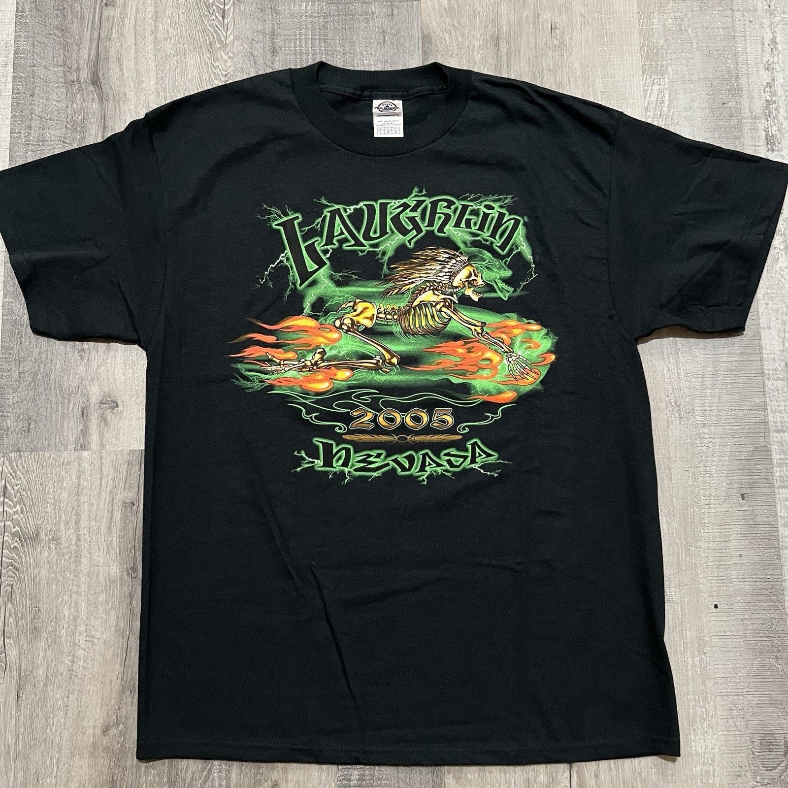 Delta VTG Laughlin Nevada 2005 Green Flames Y2K Skeleton T Shirt L Size US L / EU 52-54 / 3 - 1 Thumbnail