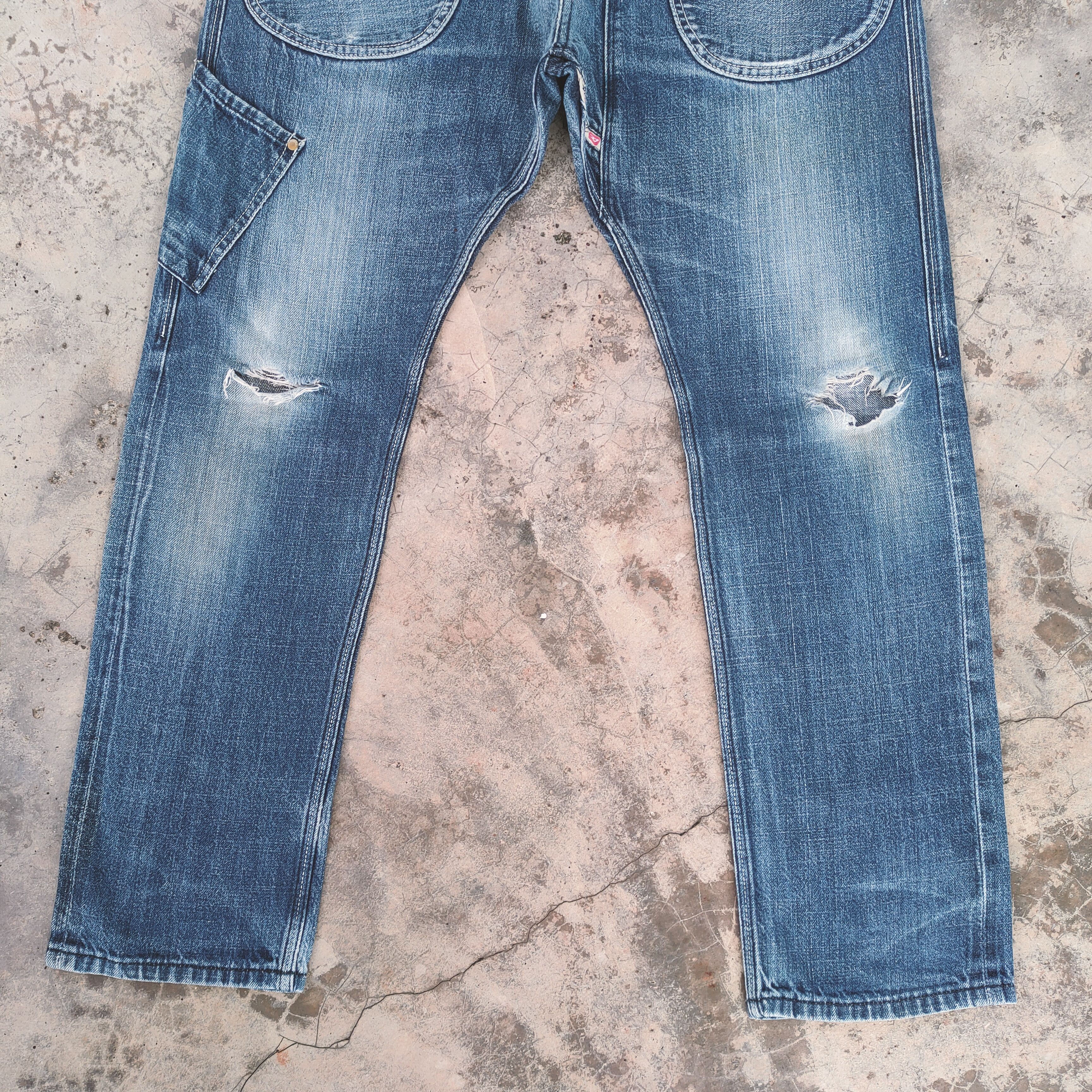 Diesel VINTAGE DIESEL DISTRESSED KNEE CARGO PANTS Size US 35 - 5 Thumbnail
