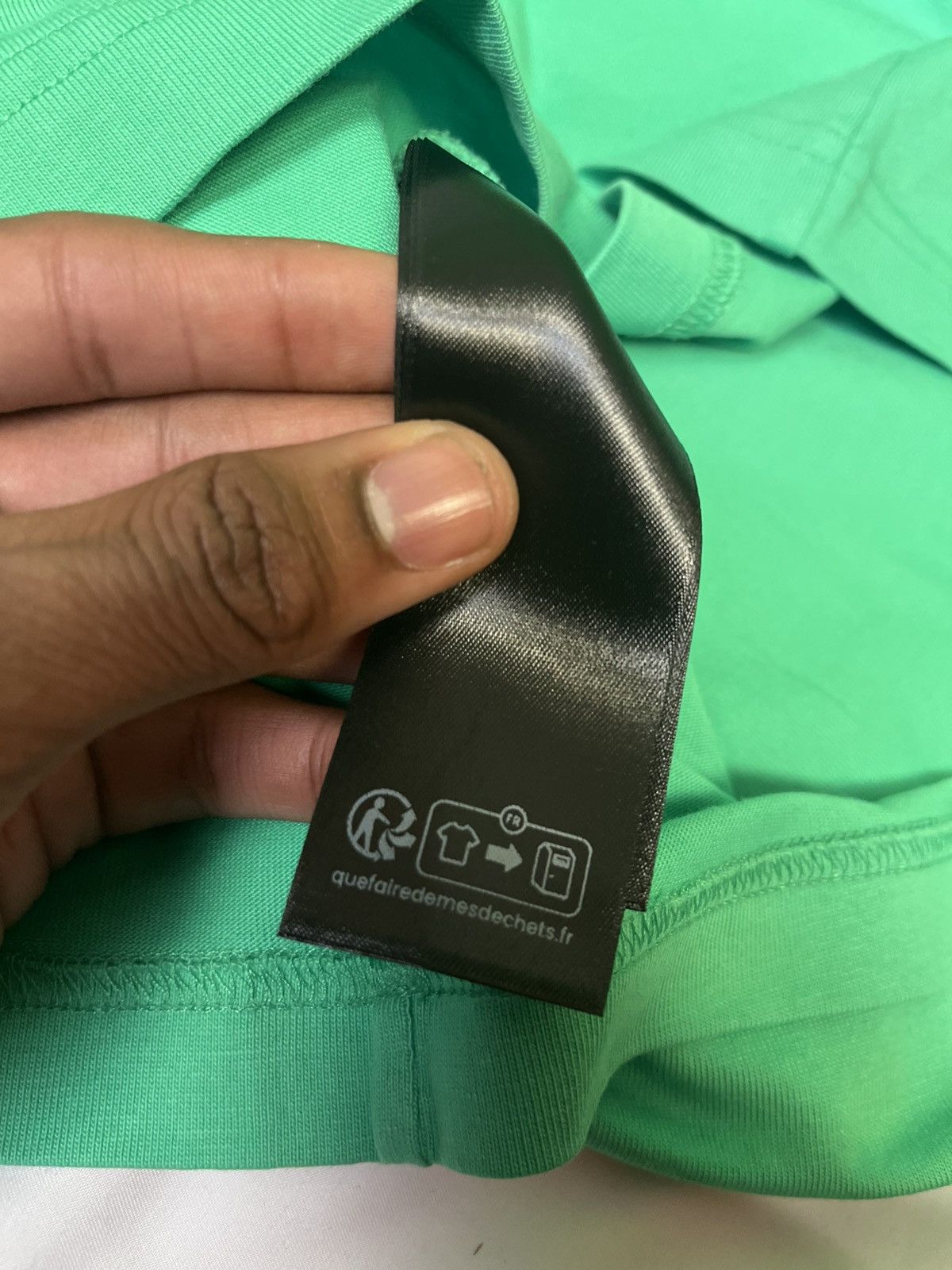 Balenciaga Balenciaga Political Campaign Logo Bright Green T-Shirt Size US L / EU 52-54 / 3 - 9 Thumbnail