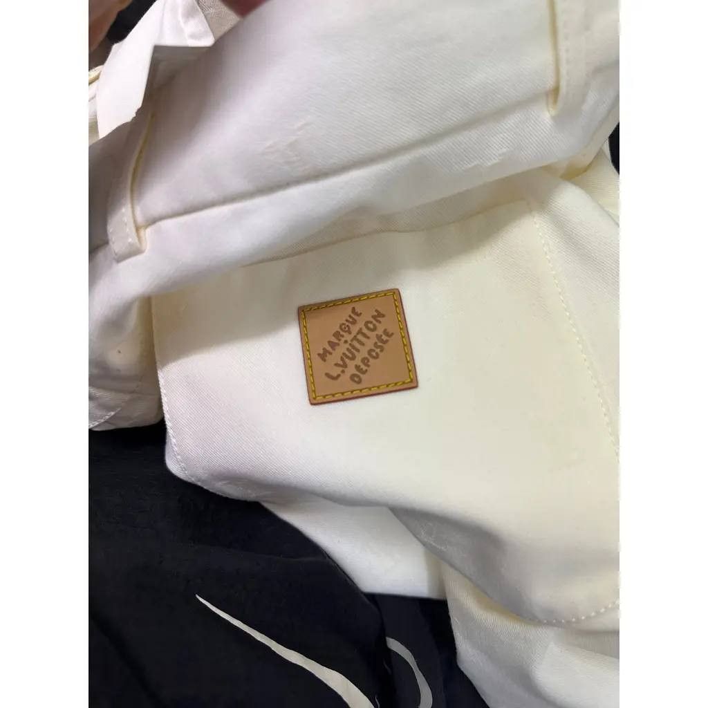 Louis Vuitton White LV Multi Logo Chino Shorts Size US 30 / EU 46 - 6 Thumbnail