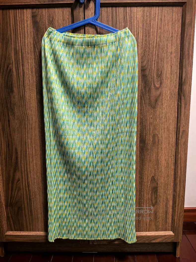 Issey Miyake Issey Miyake size:3 Mat Grid Print Midi Skirt Size 22" - 2 Thumbnail