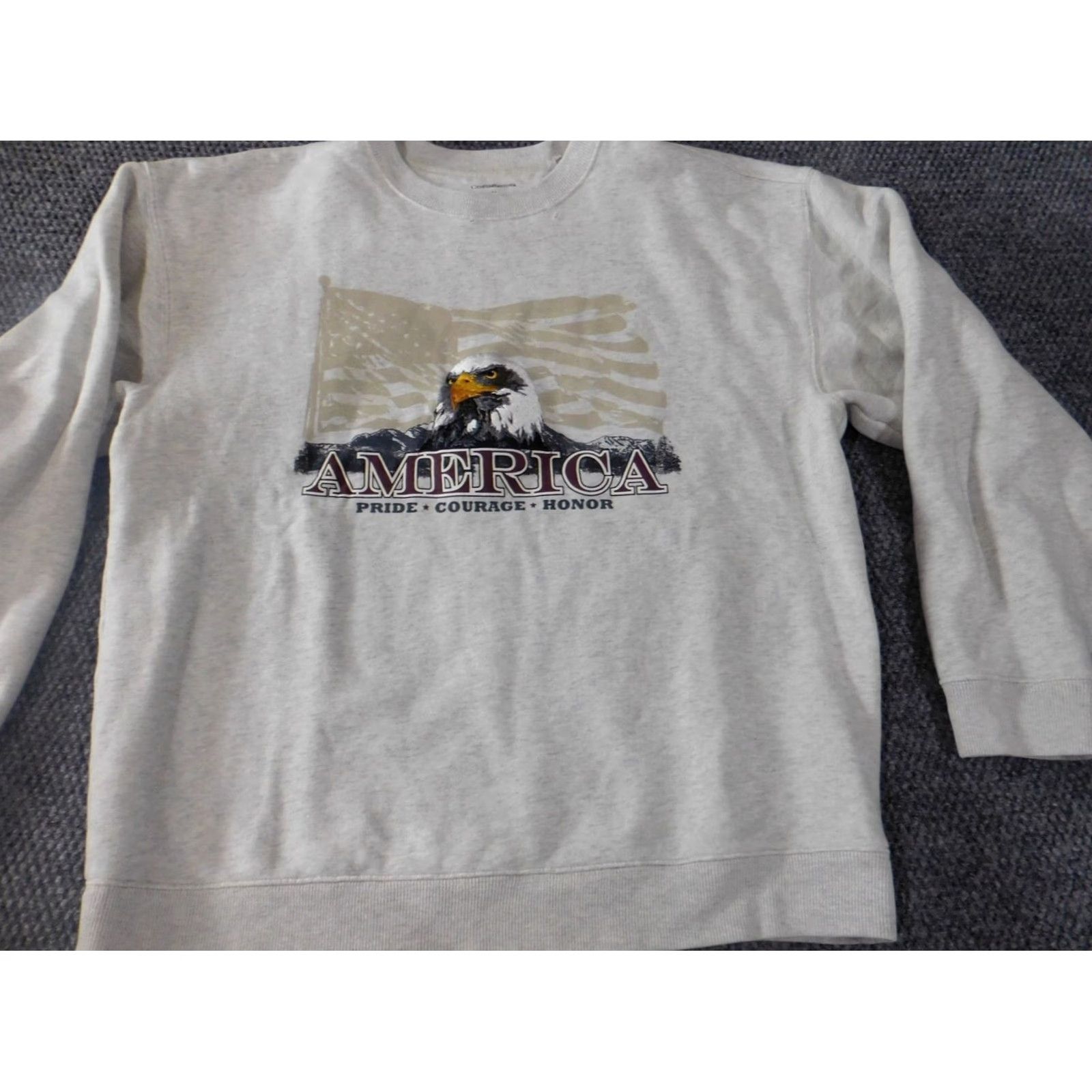 Croft & Barrow Croft & Barrow Men Sweater M Beige Eagle Graphic Pullover Crewneck Size US M / EU 48-50 / 2 - 2 Thumbnail