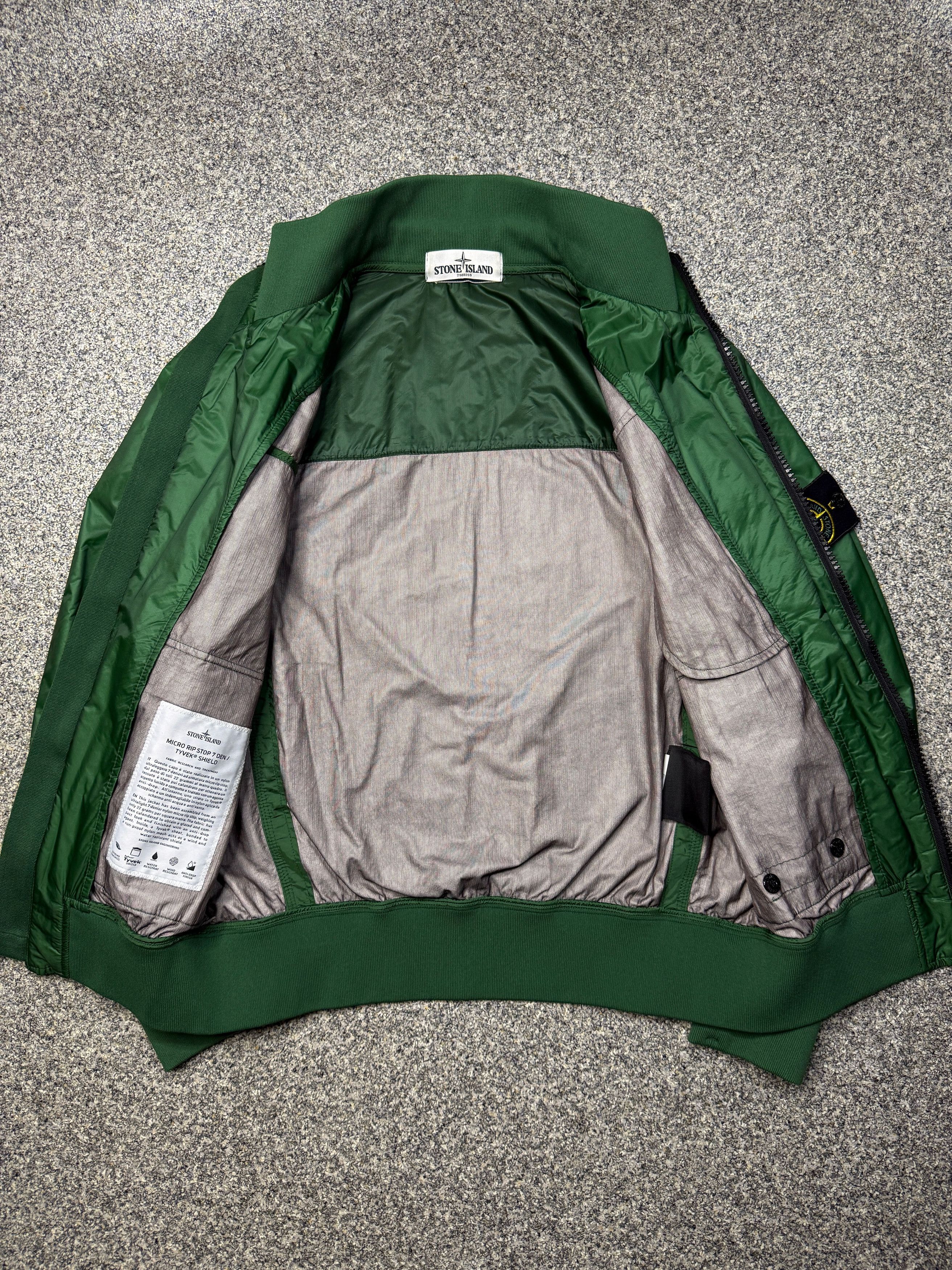 Stone Island Stone Island Micro Rip Stop 7 Den / Tyvek Shield Jacket Size US S / EU 44-46 / 1 - 3 Thumbnail