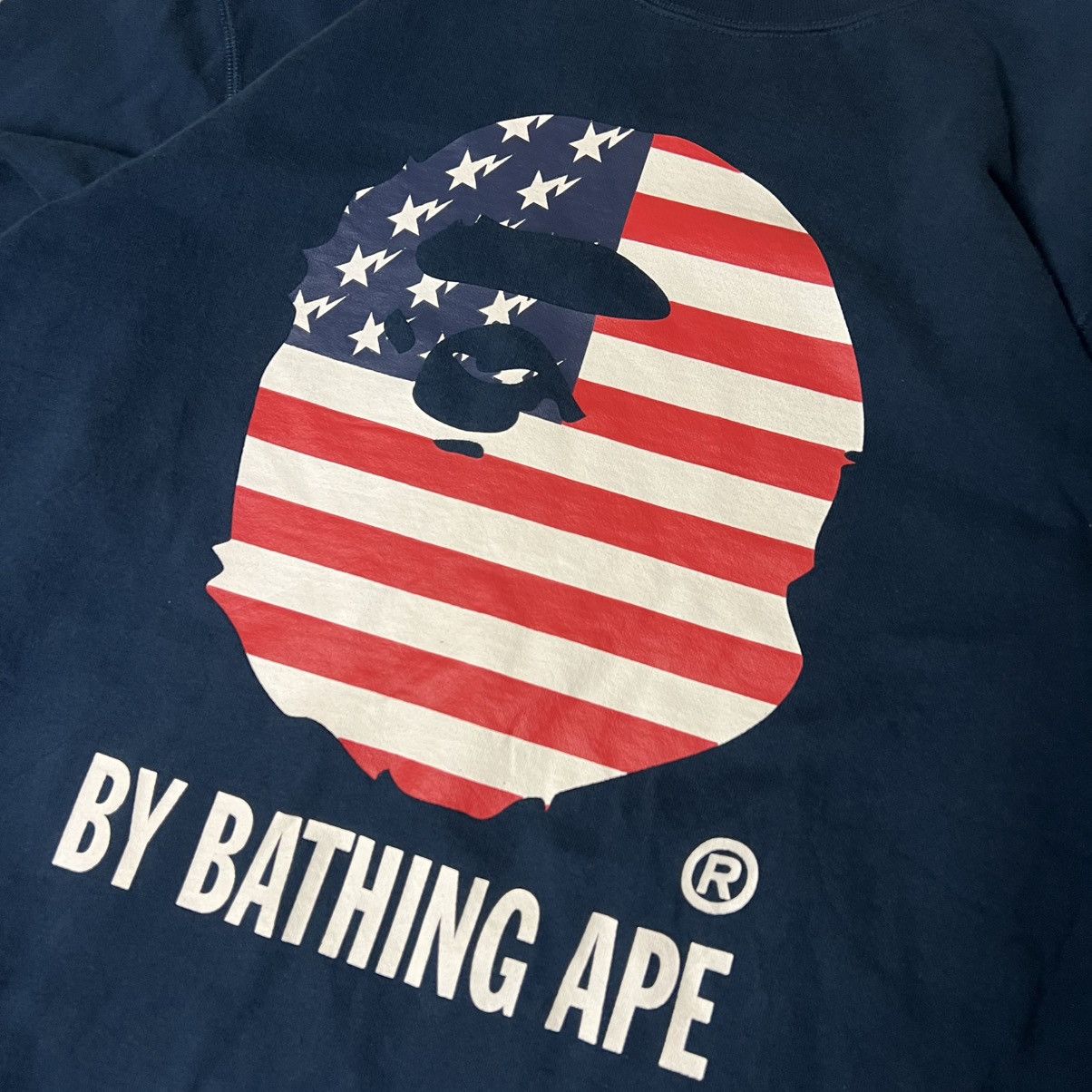 Bape Bape Big Head Crewneck USA Flag Size US XXL / EU 58 / 5 - 2 Thumbnail