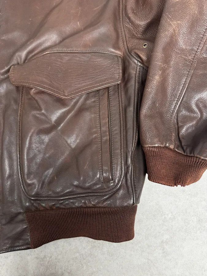 Hugo Boss 2000s Hugo Boss Aviator Brown Leather Jacket Size US L / EU 52-54 / 3 - 10 Thumbnail