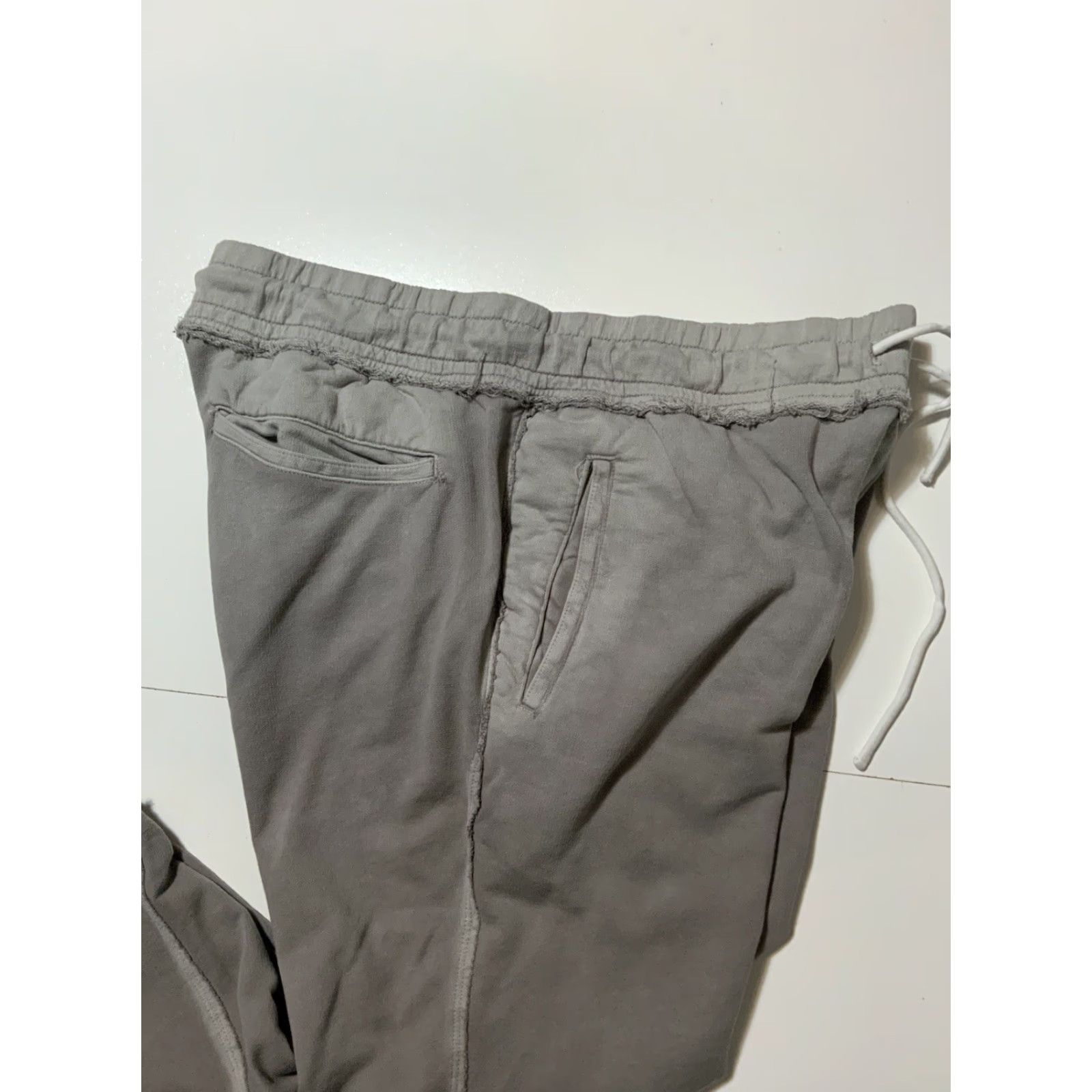 Vintage VINTAGE Cotton Citizen Sweatpants Jogger Distressed Made In USA Gray XXL Mens Pants Activewear 40W 32In 44In USA Theme Contemporary Tailored Casual Size US 39 - 6 Thumbnail