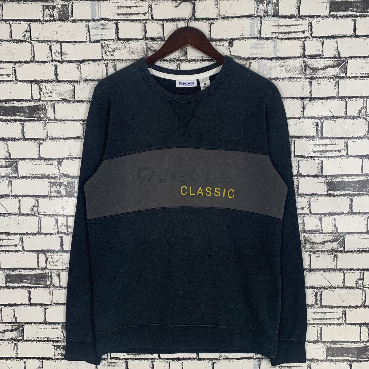 Designer × Reebok × Vintage Vintage Reebok Classic Sweatshirt Size Small Size US S / EU 44-46 / 1 - 1 Thumbnail