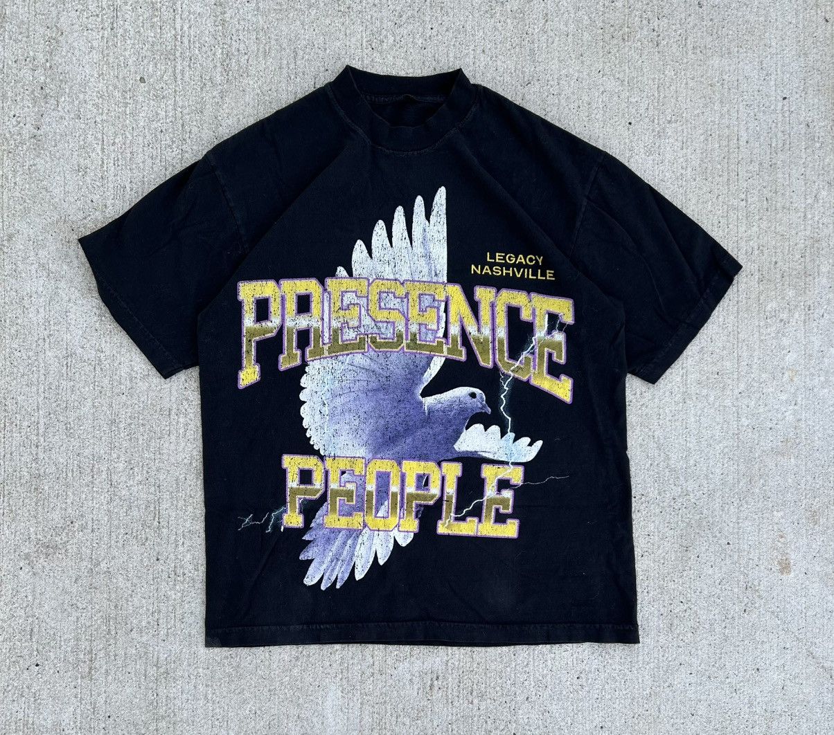 Other Vintage Presence People Tee Size US L / EU 52-54 / 3 - 1 Thumbnail